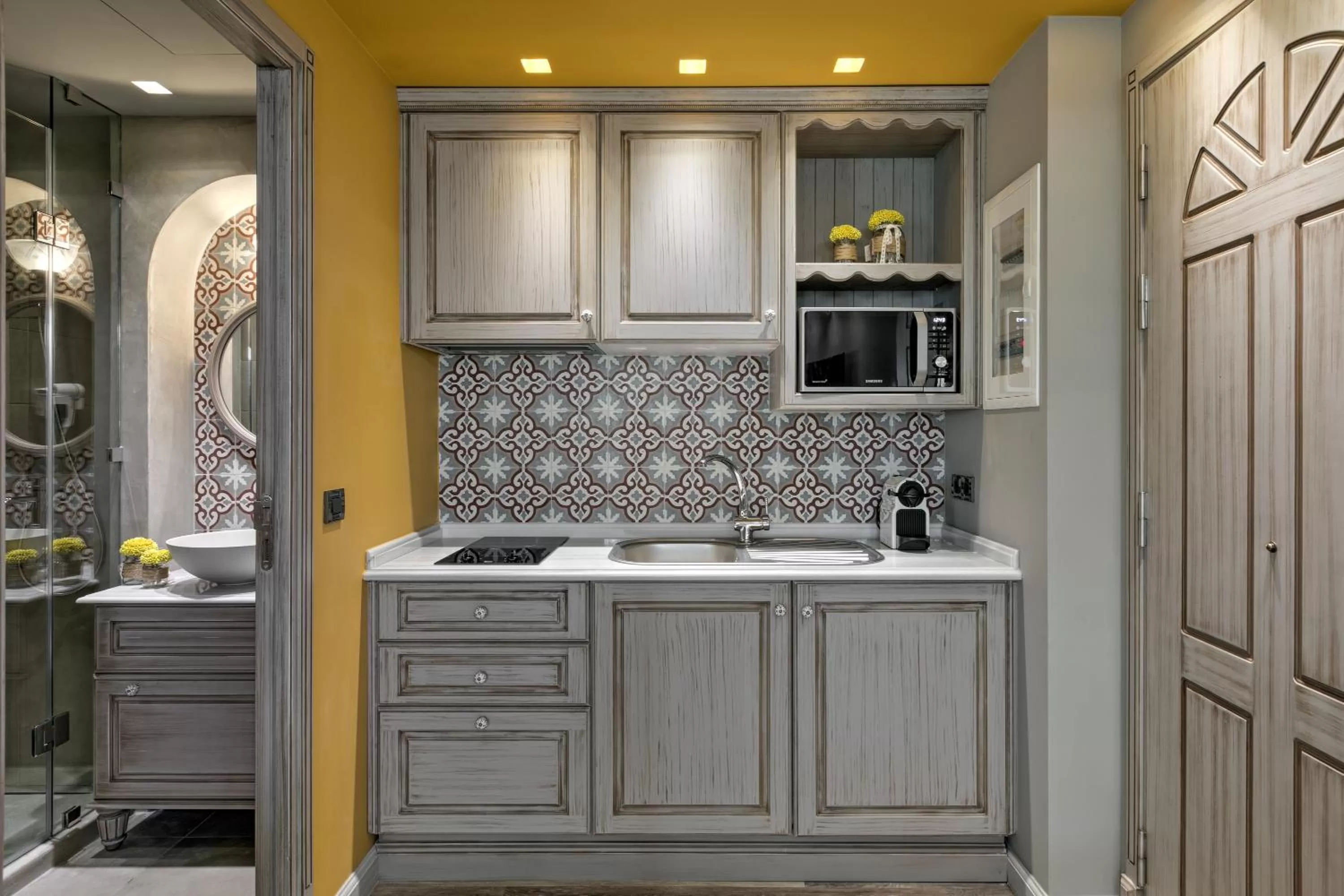 Kitchen or kitchenette in Estia Boutique Apartments