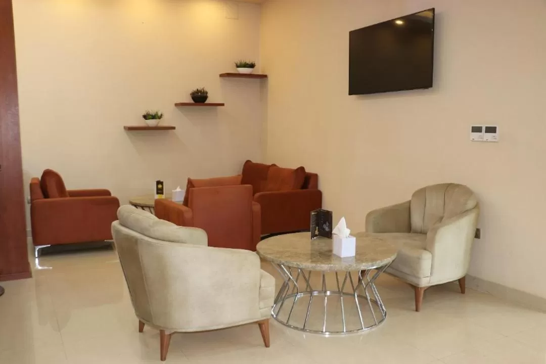 Golden Airport Hotel