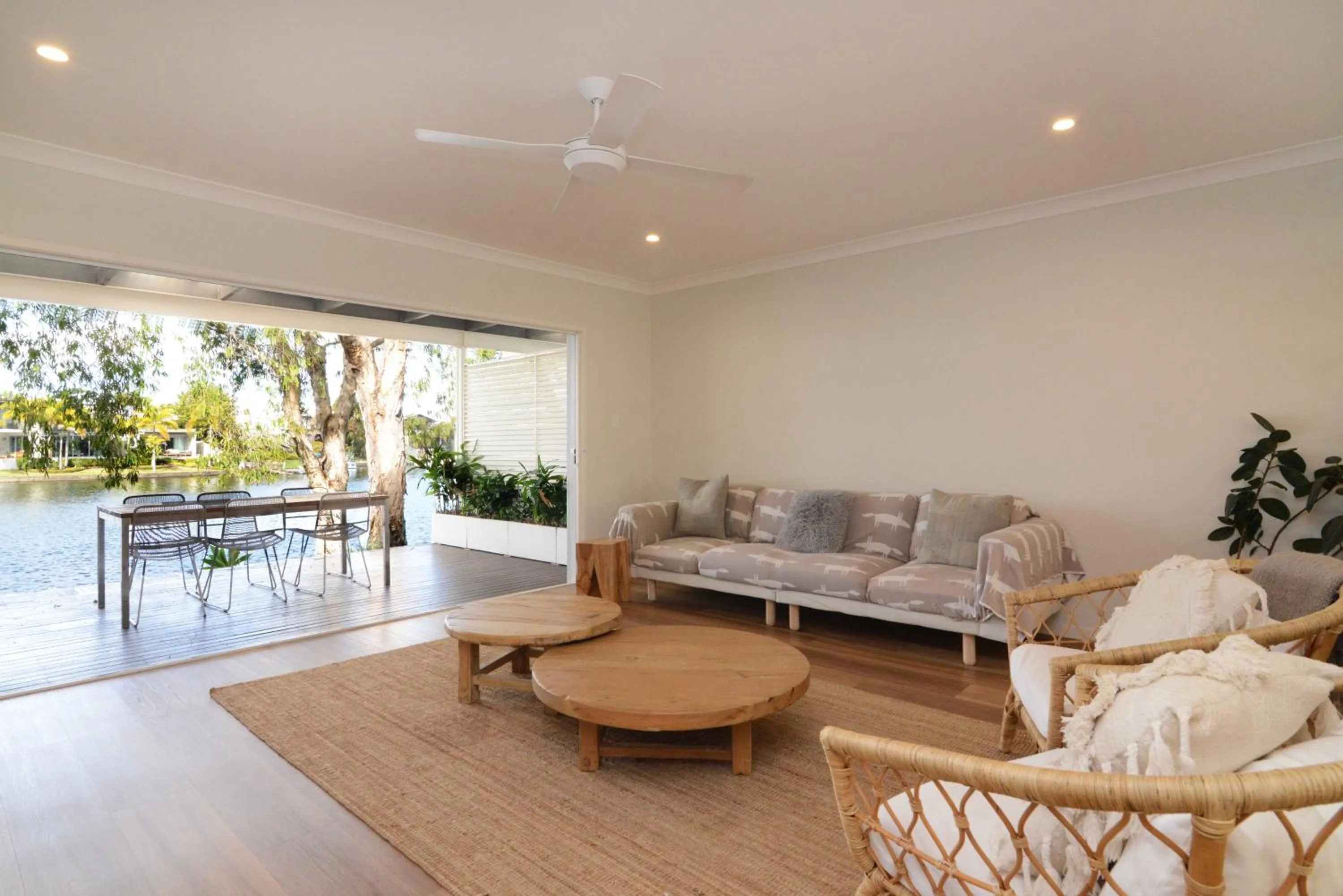 Noosa Entrance Waterfront Resort