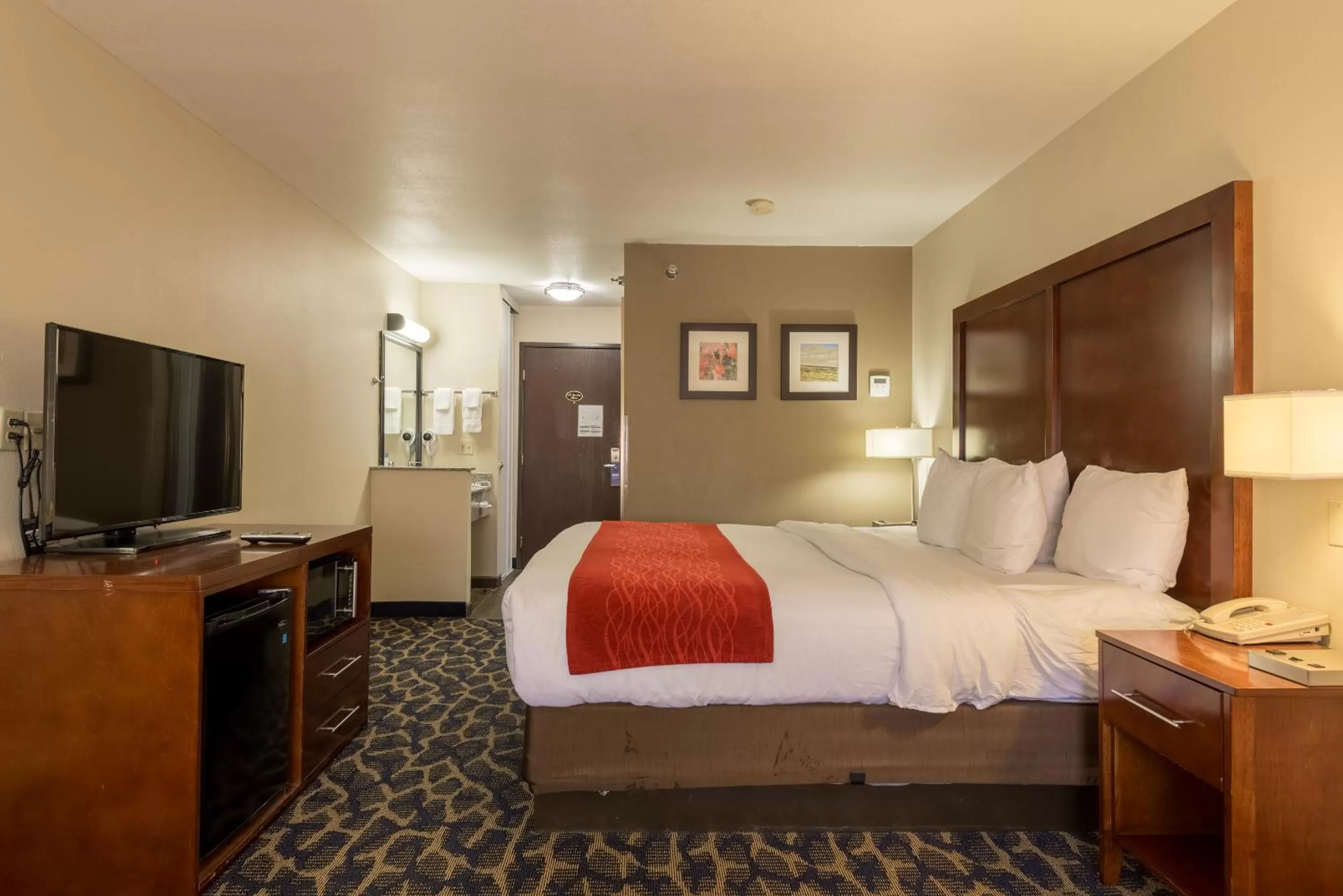 Bed in Comfort Inn & Suites Alamosa