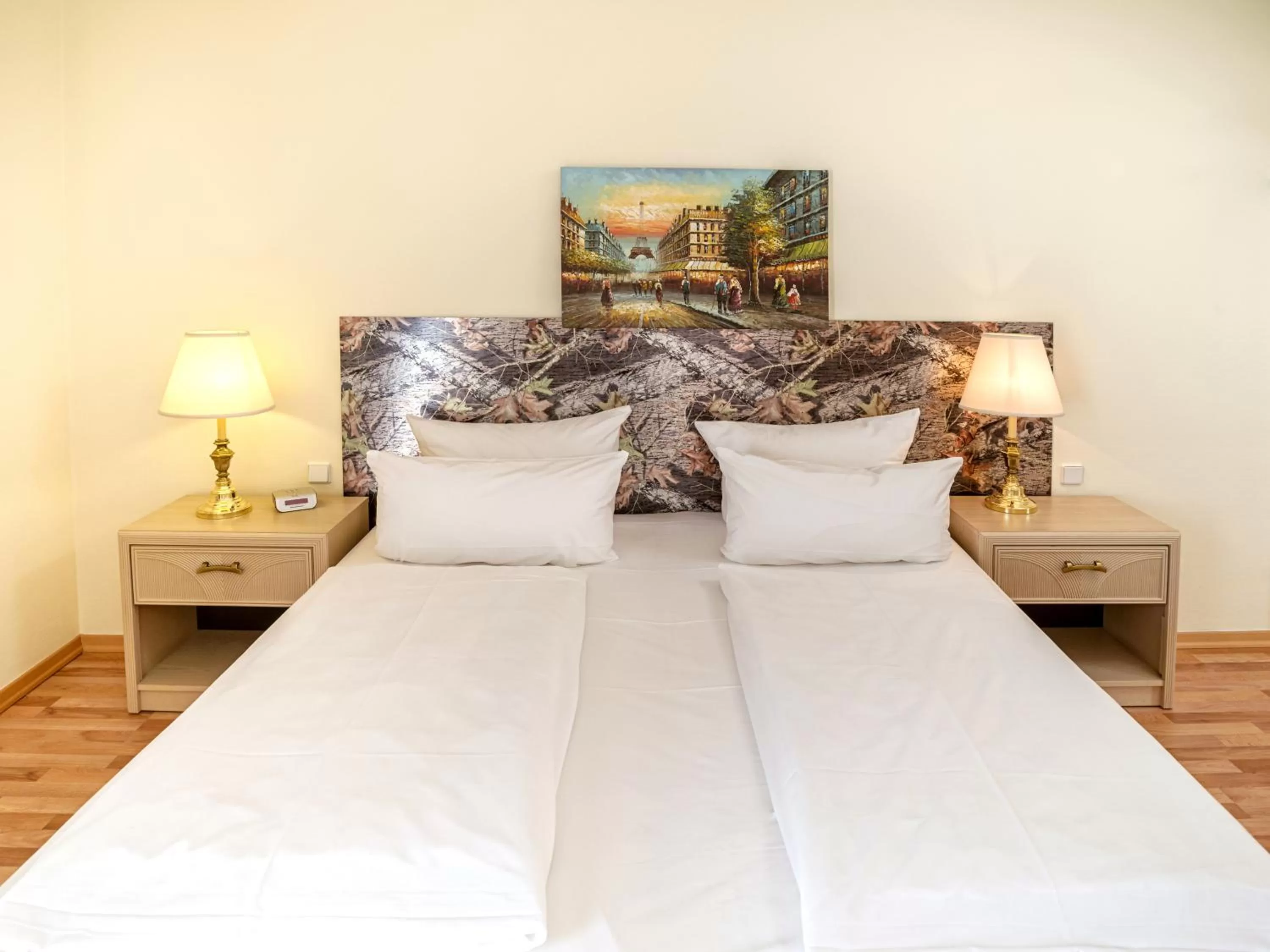 Bed in Hotel am Schloß Köpenick by Golden Tulip