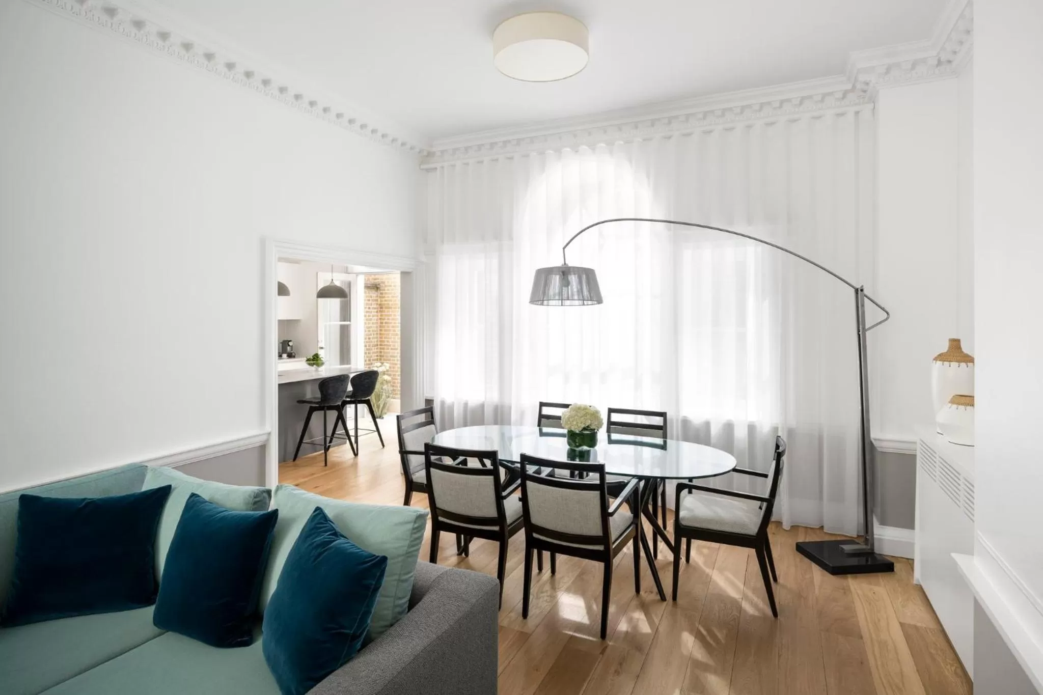 Photo of the whole room in COMO Metropolitan London