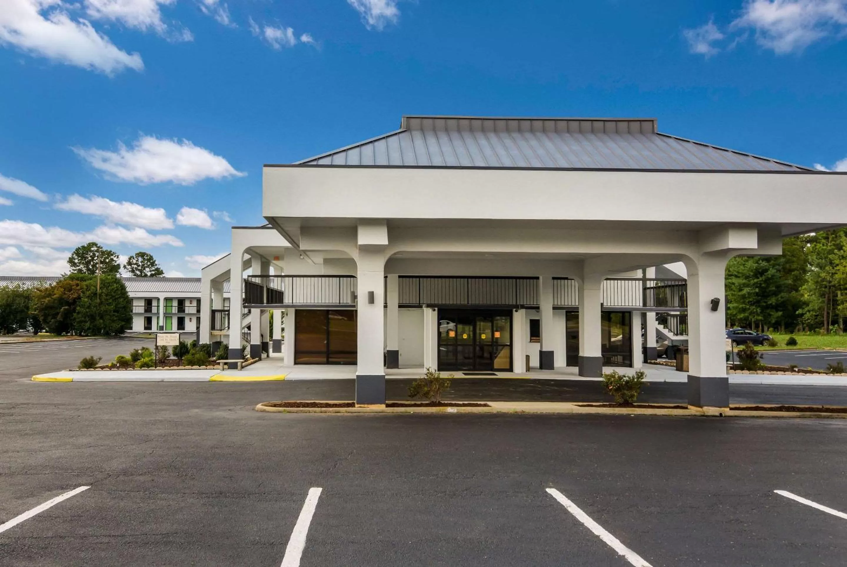 Property building in Quality Inn Emporia