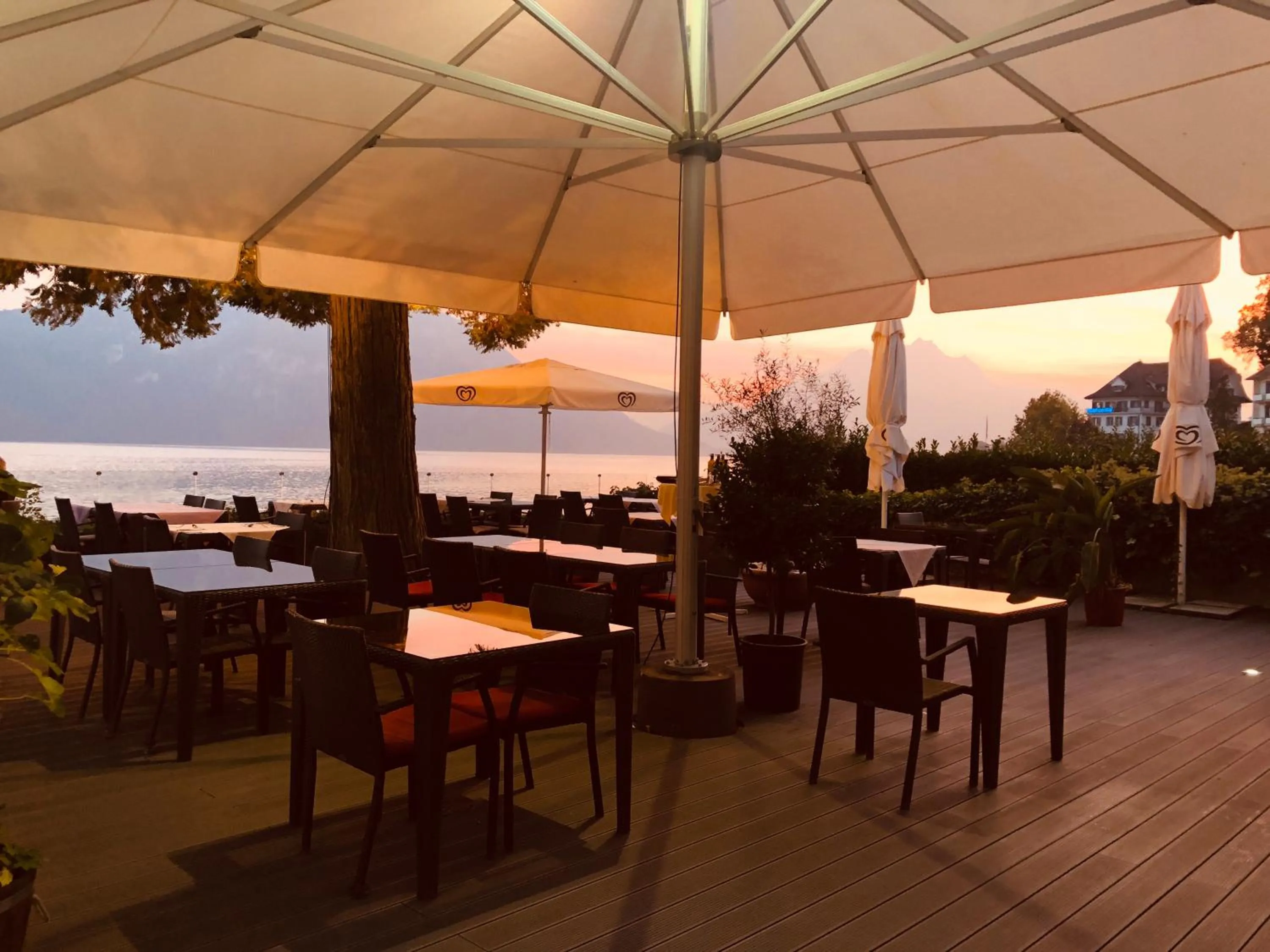 Restaurant/places to eat in Post Hotel Weggis