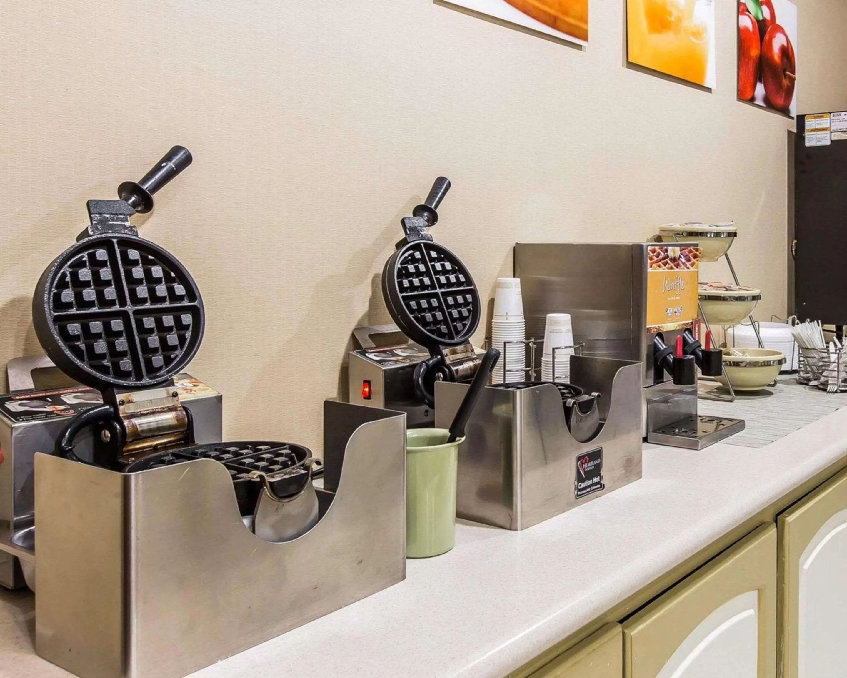 Restaurant/places to eat in Quality Inn At the Mall - Valdosta