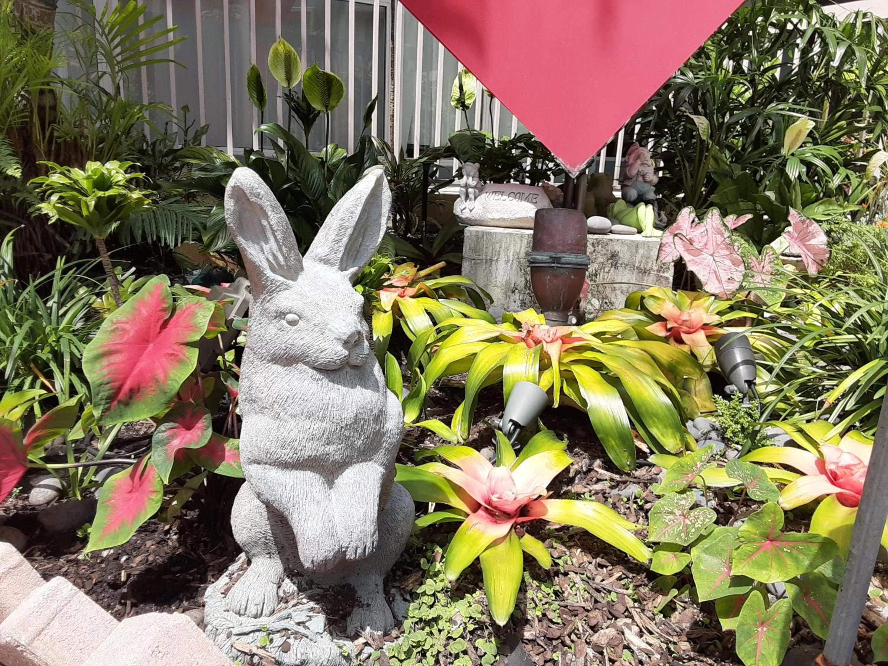 Spring in Manhattan Tower Apartment Hotel