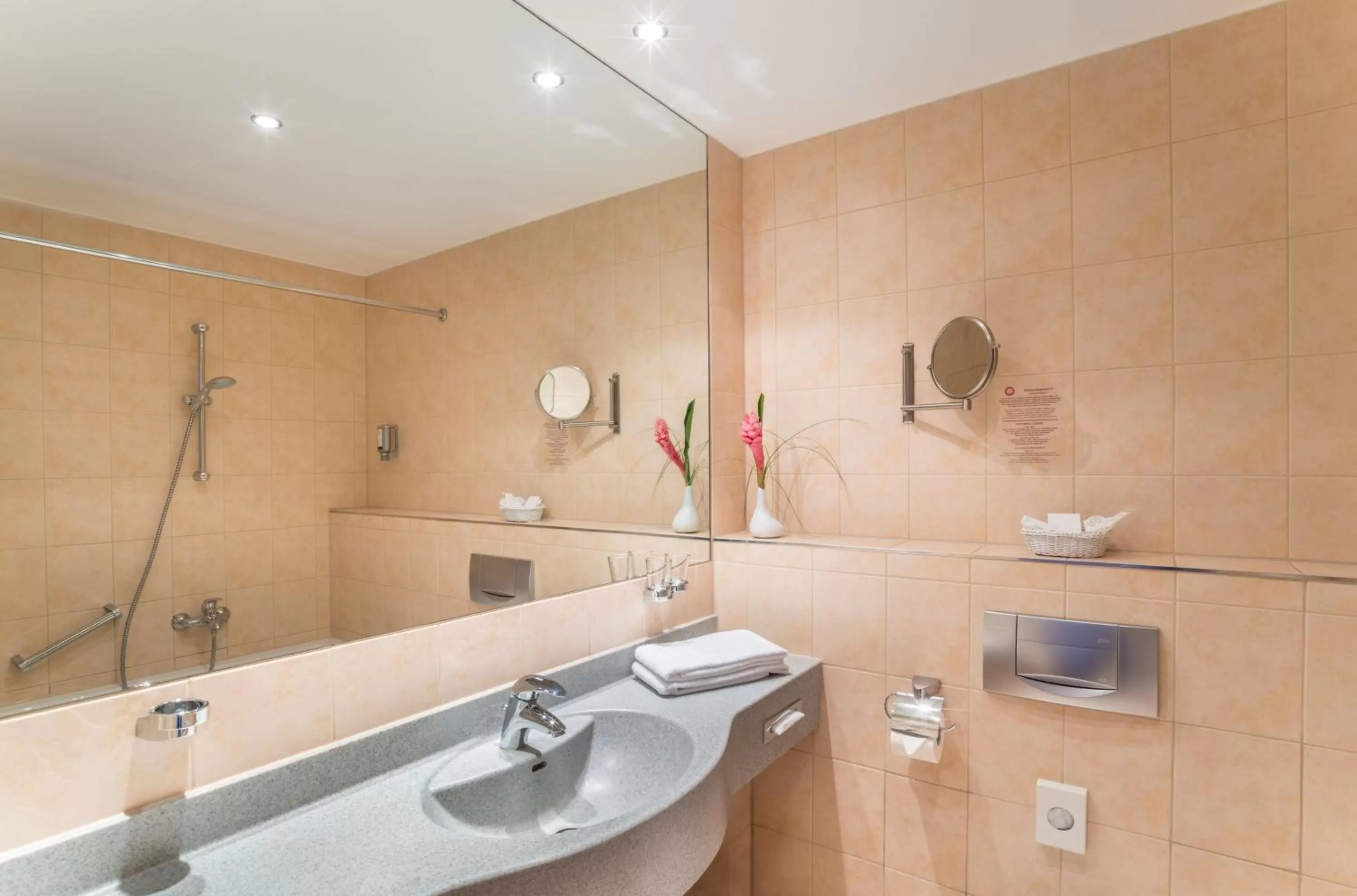 Bathroom in Hollywood Media Hotel am Kurfürstendamm