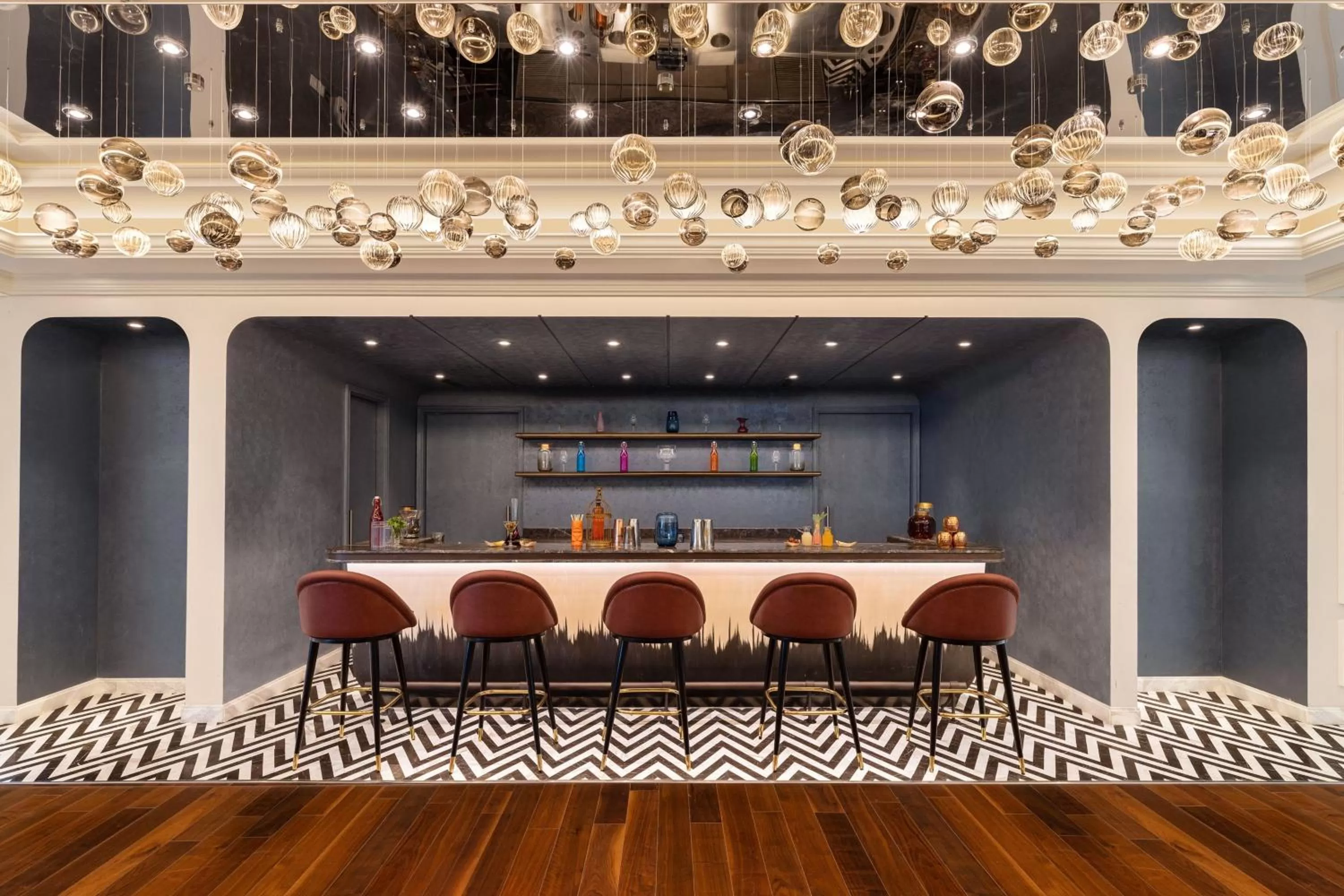 Lounge or bar in ITC Royal Bengal, a Luxury Collection Hotel, Kolkata