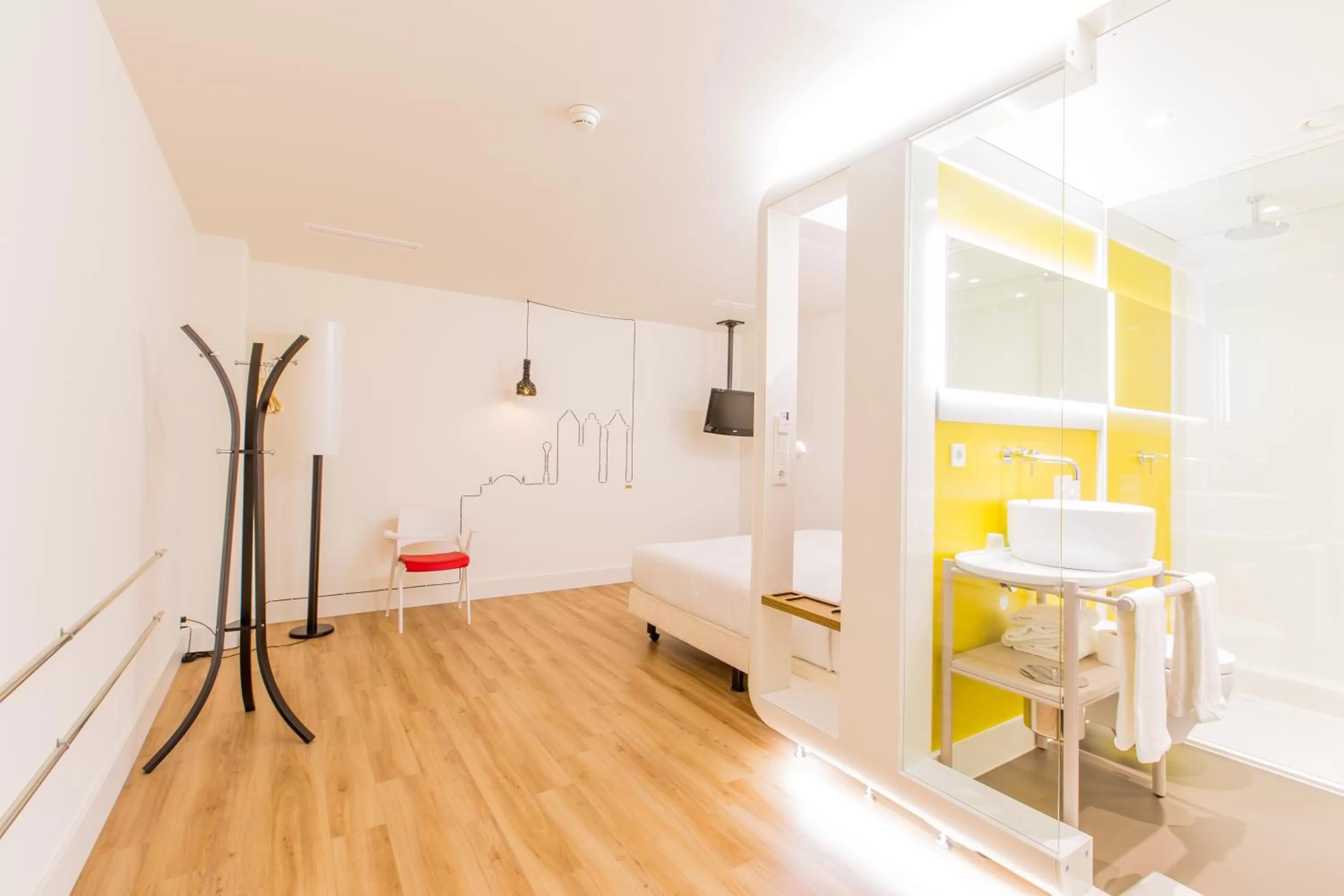 Bedroom in Qbic Amsterdam WTC