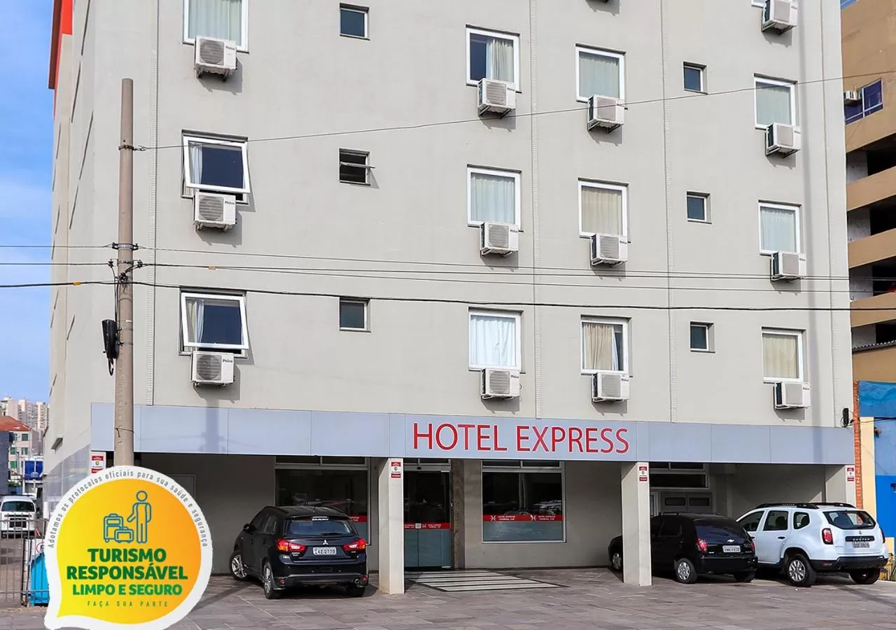 Property building in Hotel Express Terminal Tur - Rodoviária Porto Alegre