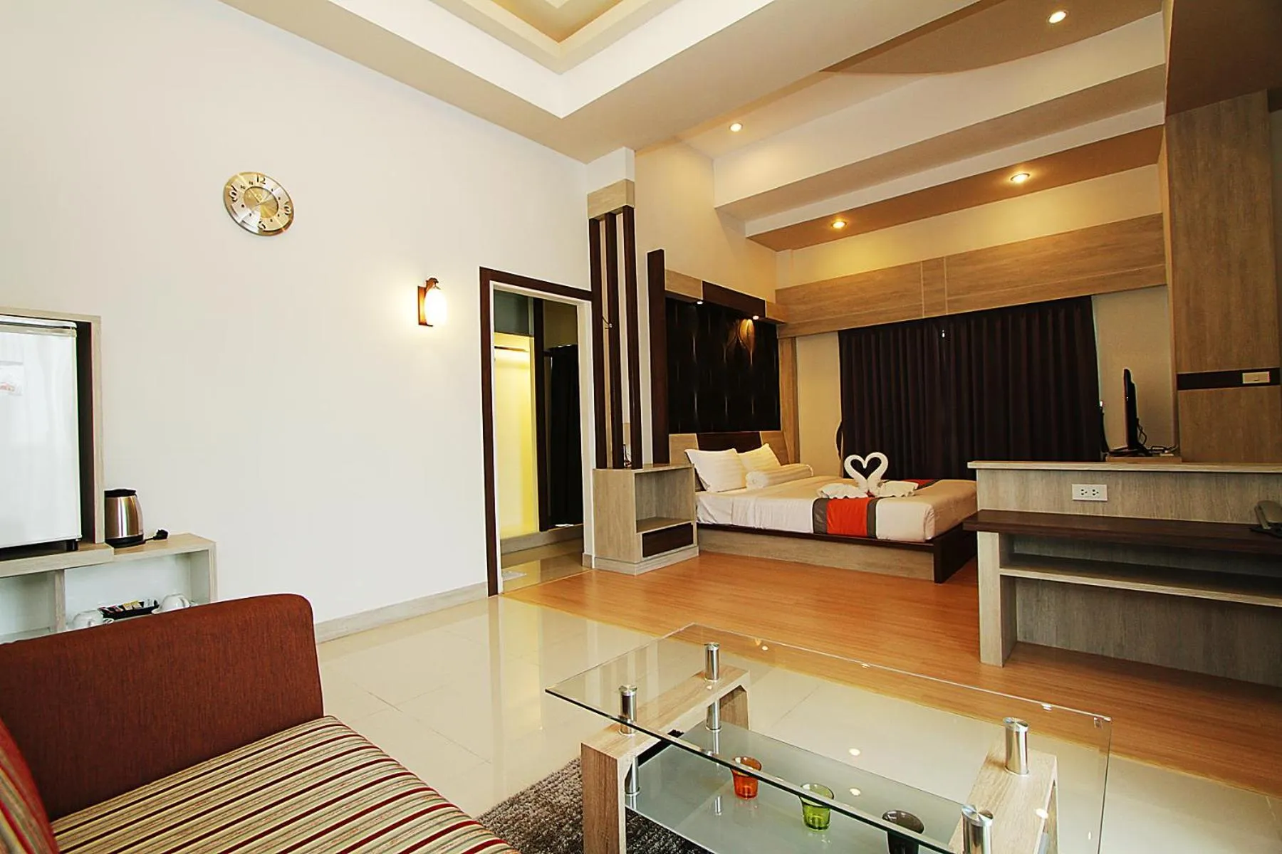 The Contrast i Hotel