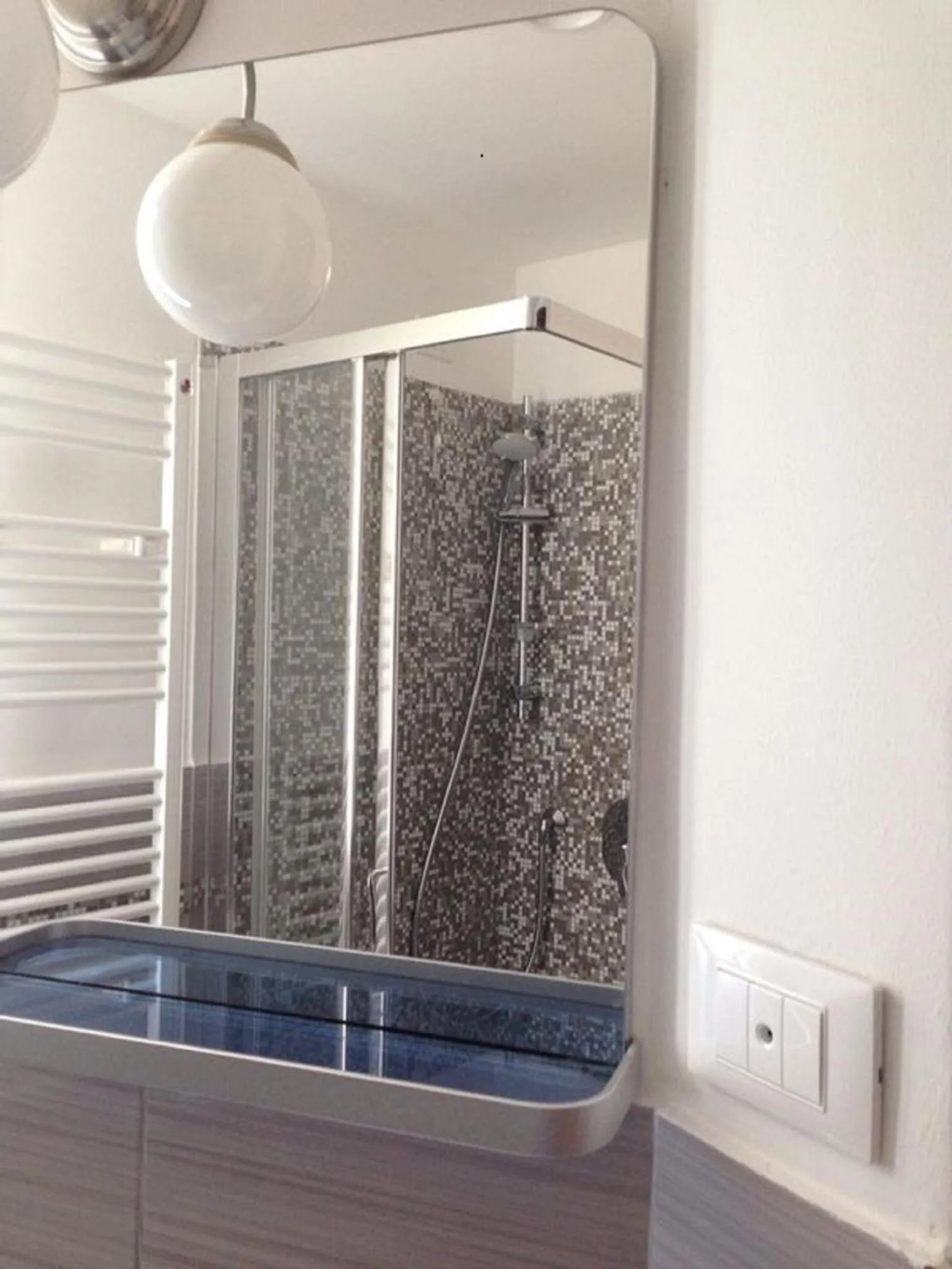 Bathroom in Hotel Bologna