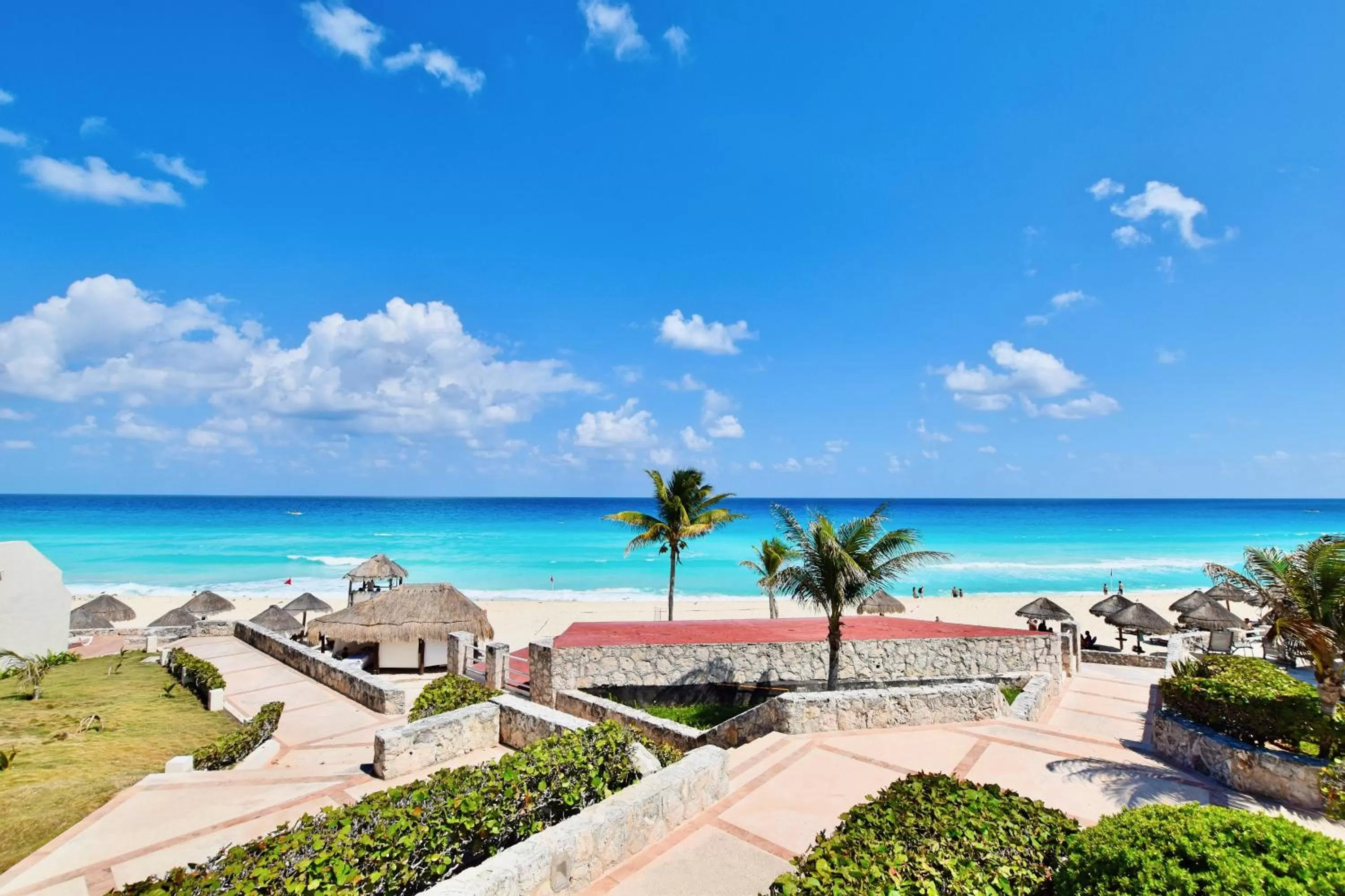 Sea view in Solymar Condo Beach Resort by Casago