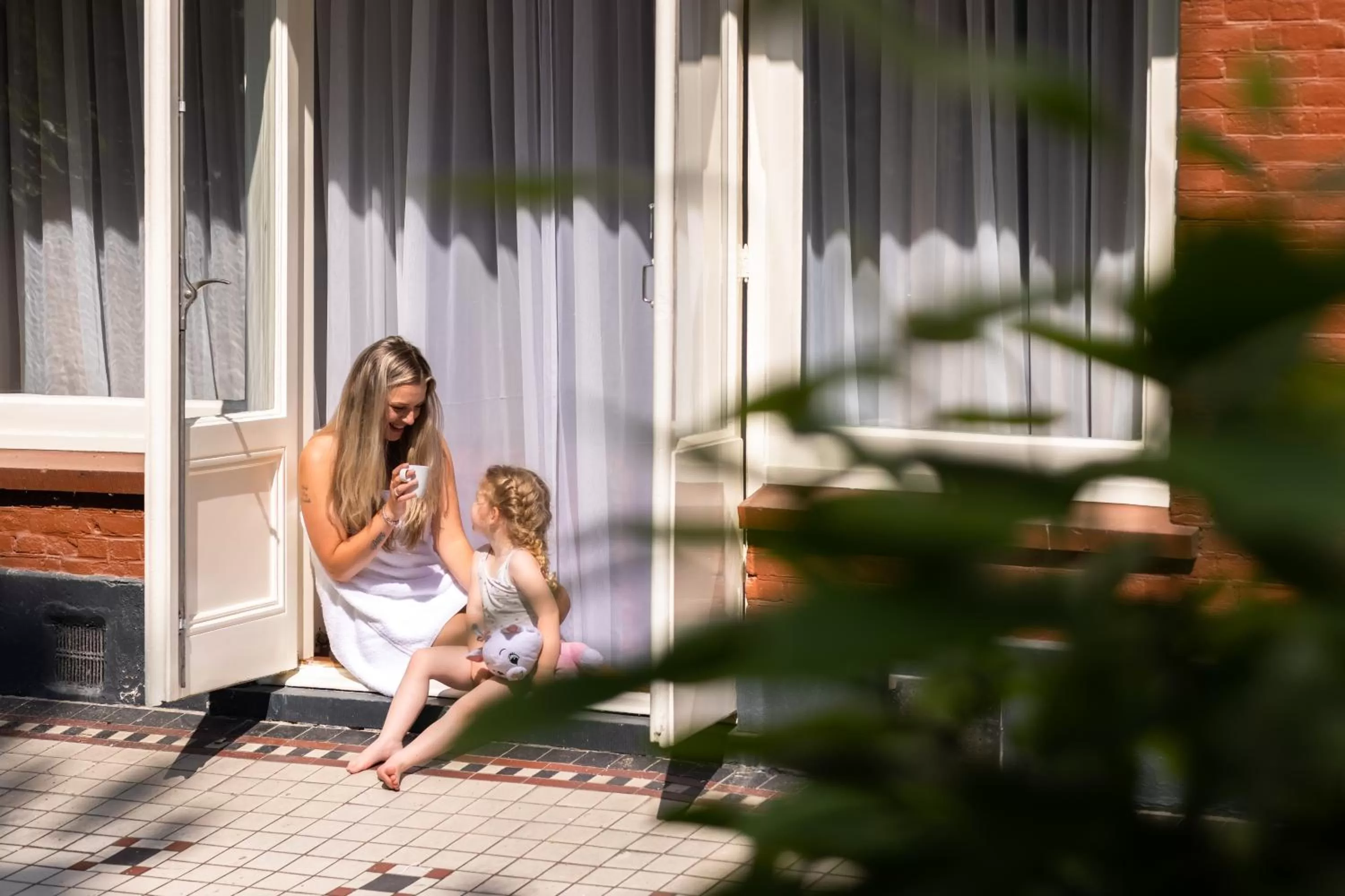 People in Hotel Aalders