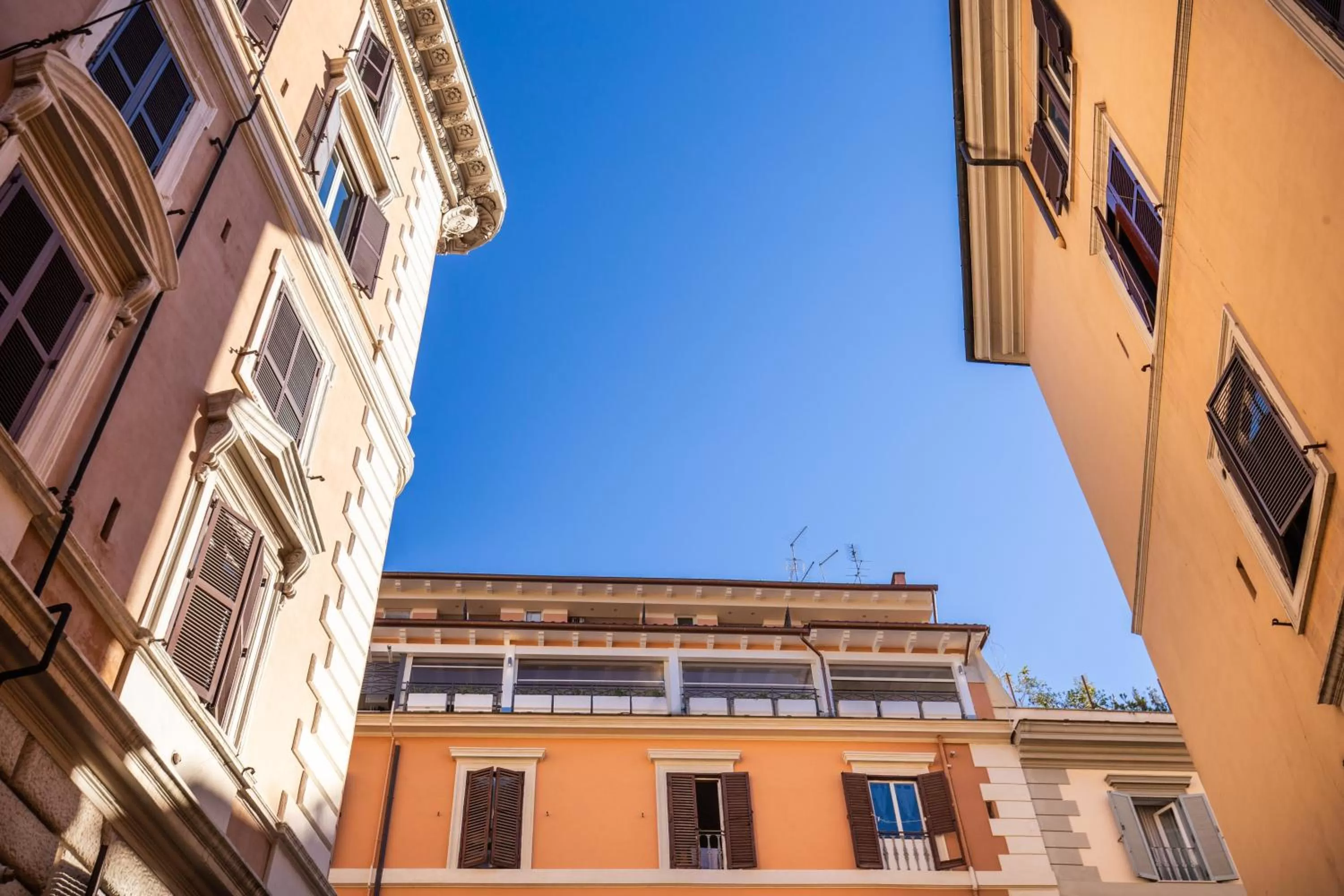 Property building in Hotel Domus Mea