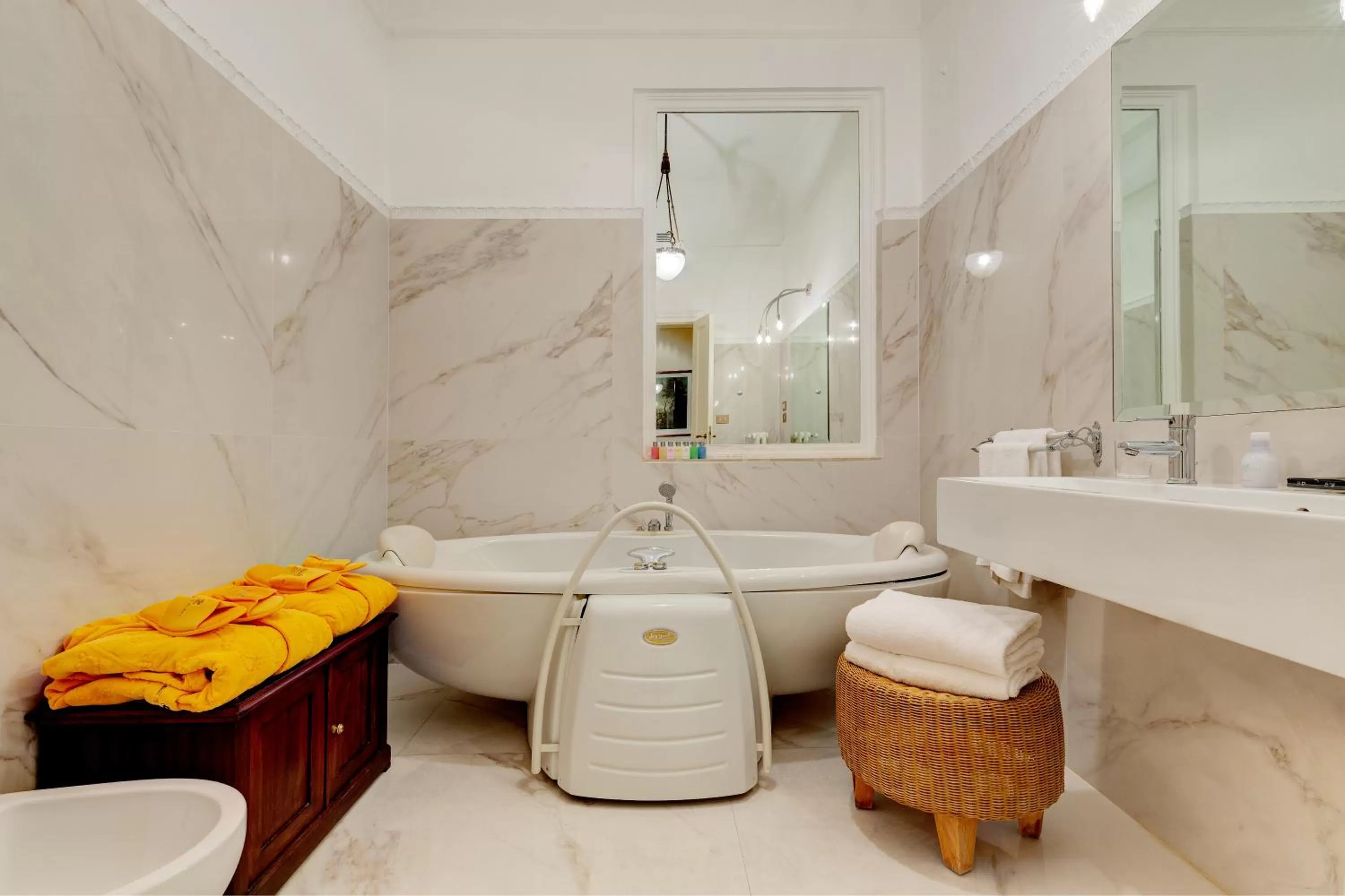 Bathroom in Grand Hotel Plaza