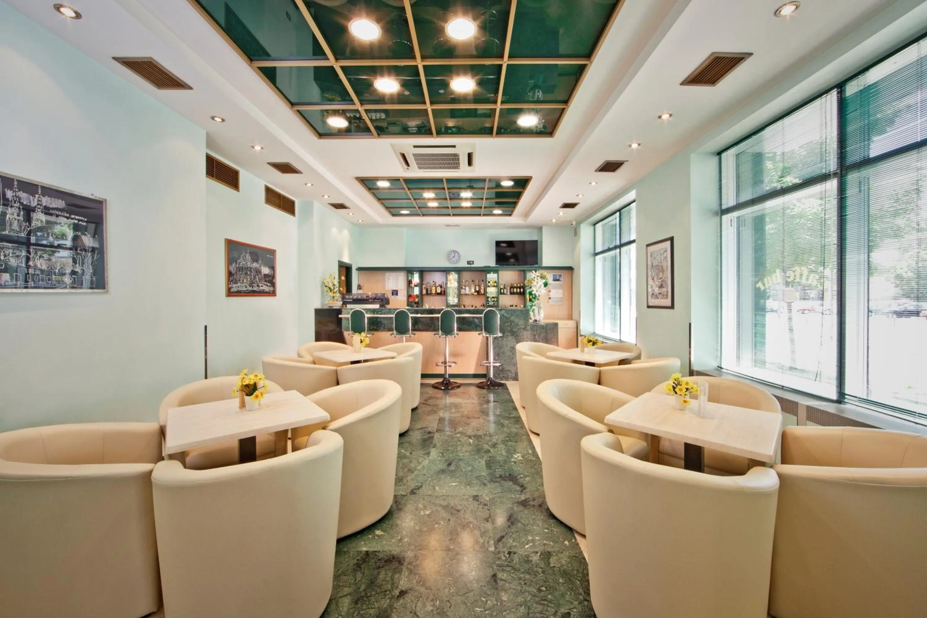 Lounge or bar in Hotel Central