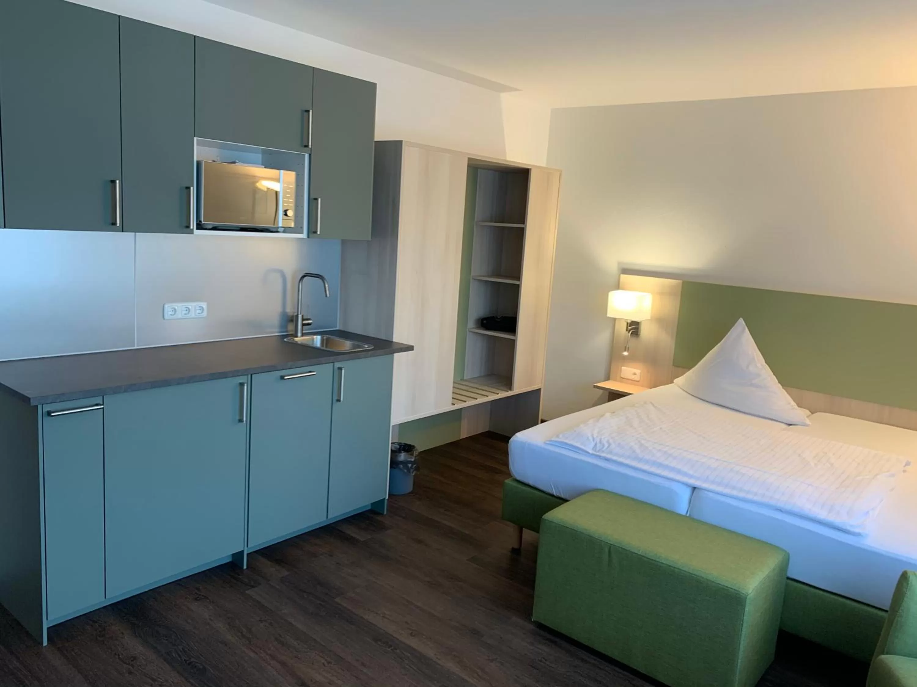 Photo of the whole room, Bed in Marias Inn - Bed & Breakfast