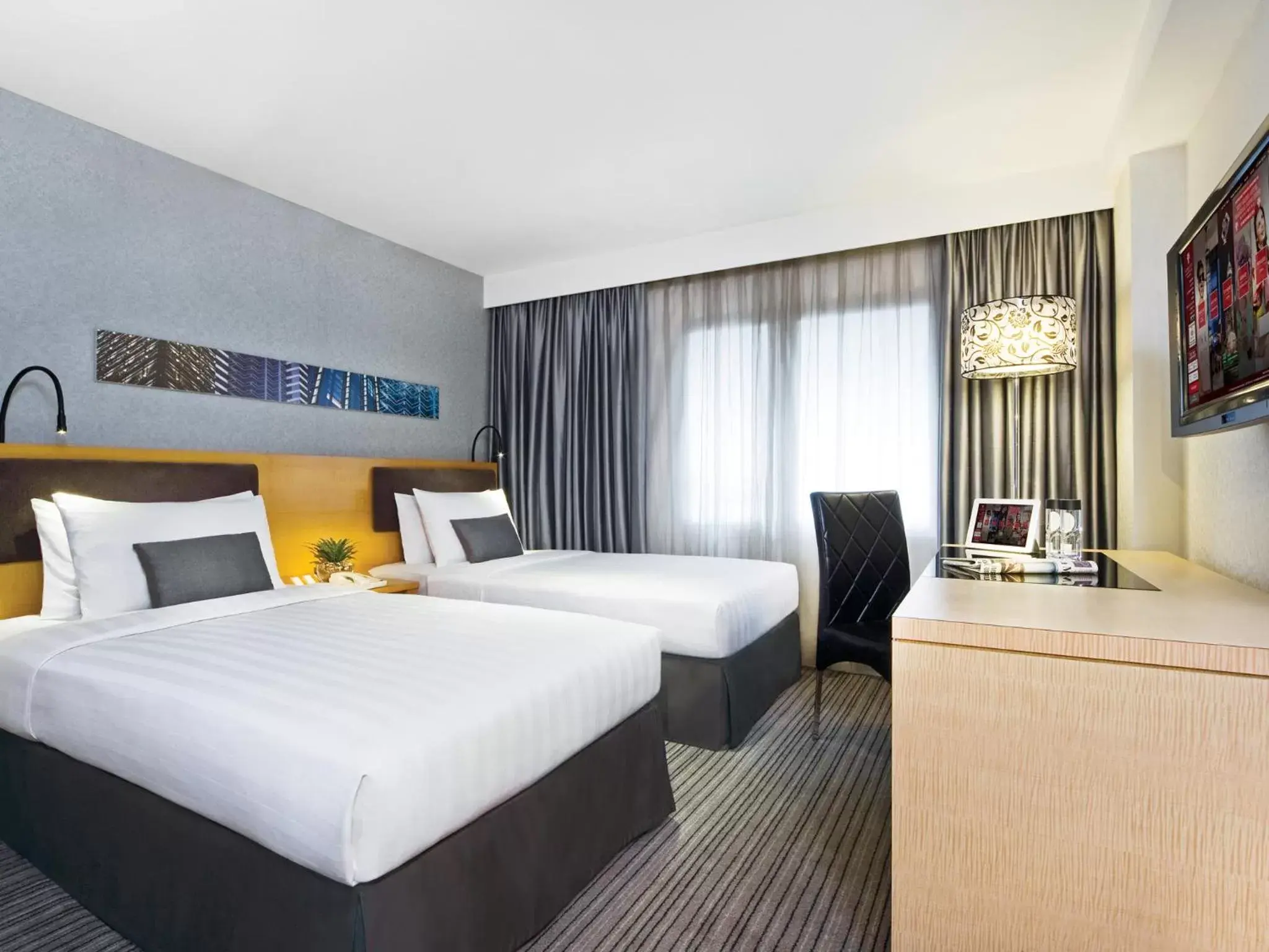 Comfort Twin Room in Kew Green Hotel Wanchai Hong Kong Comfort Twin Room in Kew Green Hotel Wanchai Hong Kong