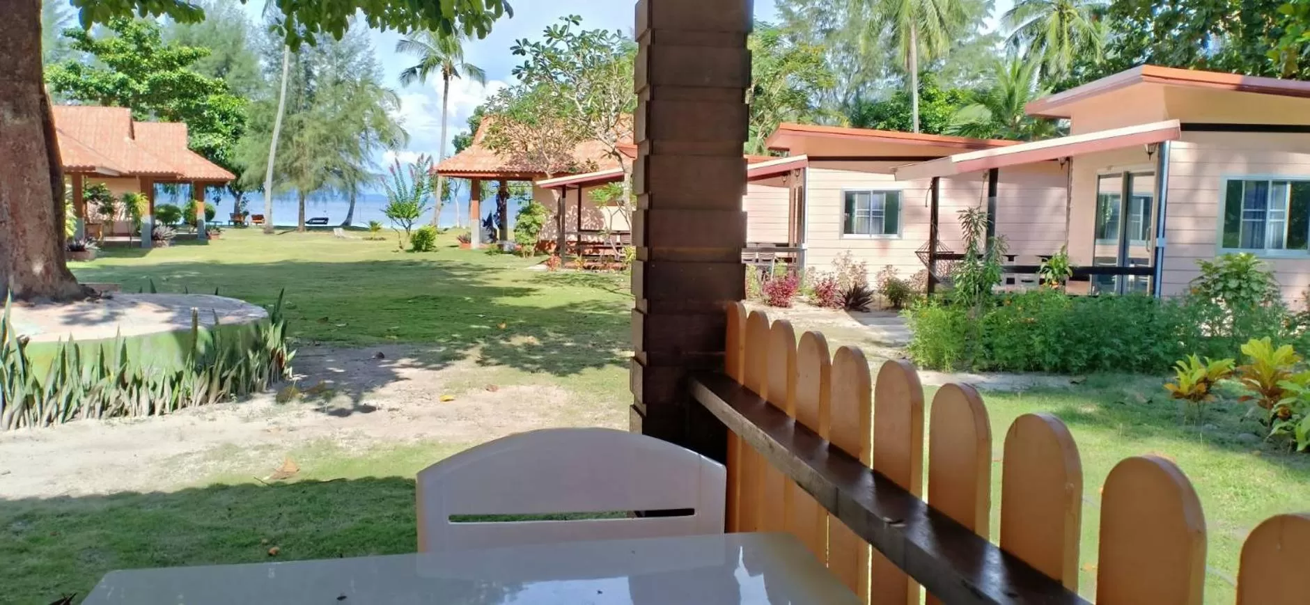 Koh Ngai Kaimuk Thong Resort