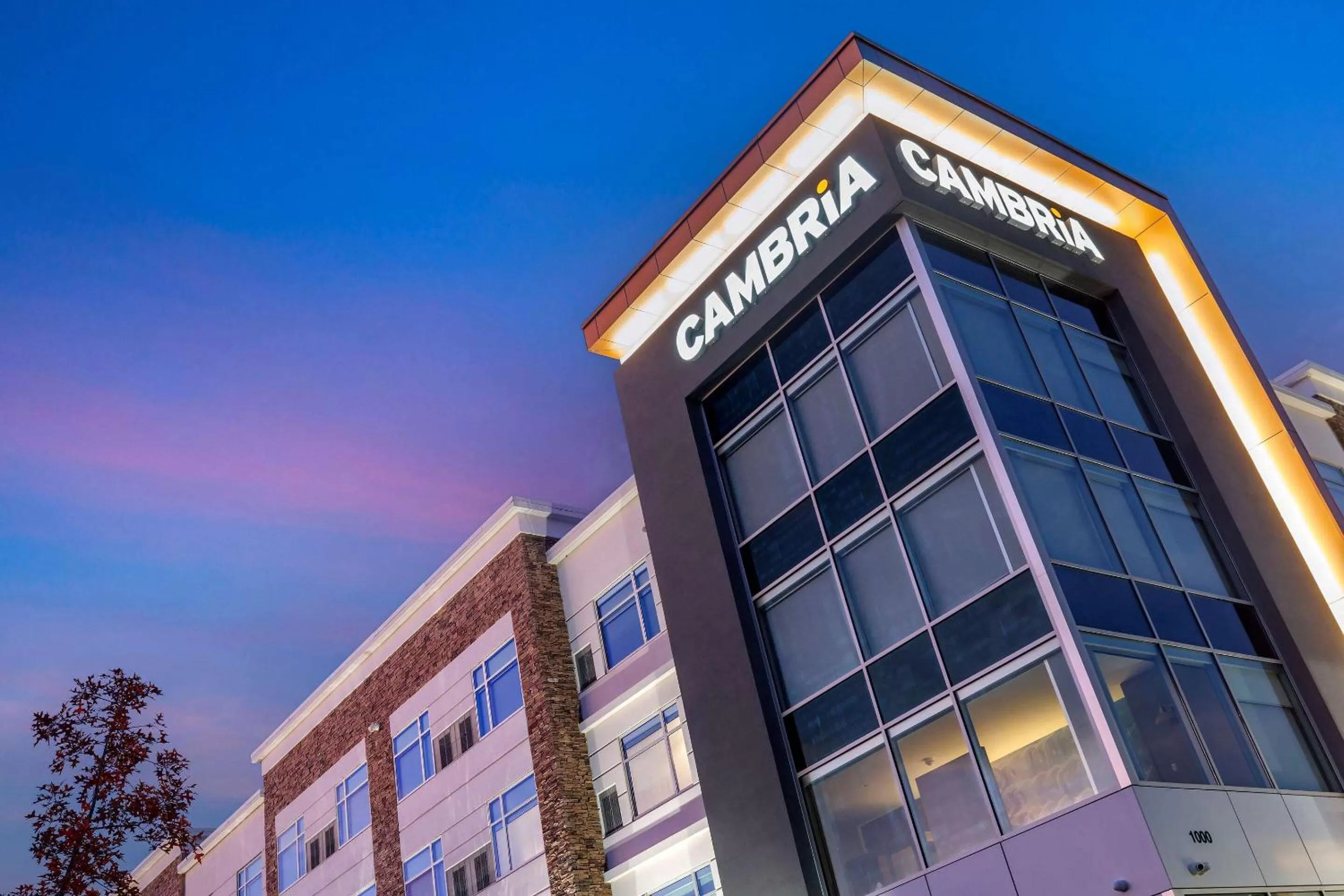 Property building in Cambria Hotel Manchester South Windsor