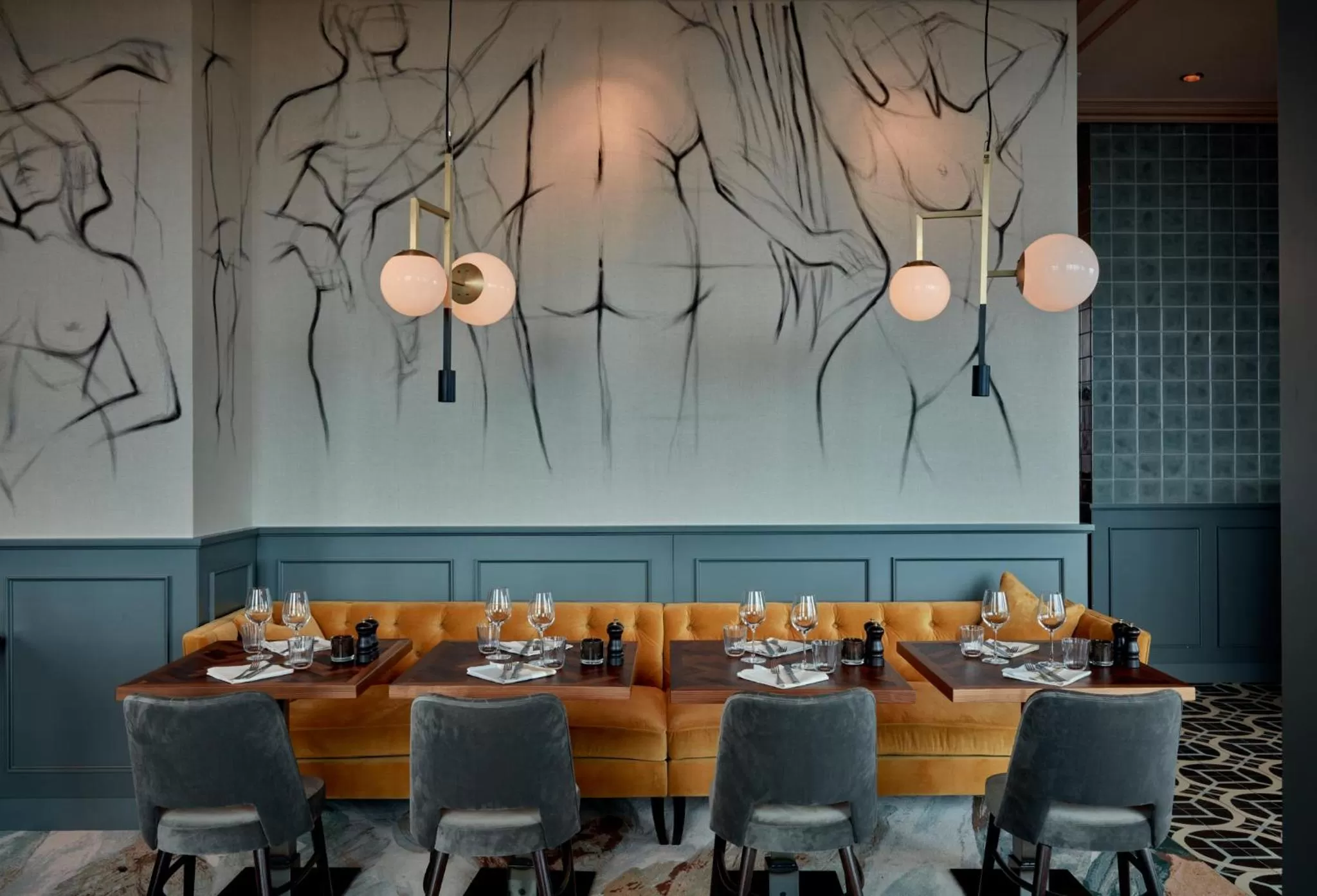 Restaurant/places to eat in 25hours Hotel Das Tour