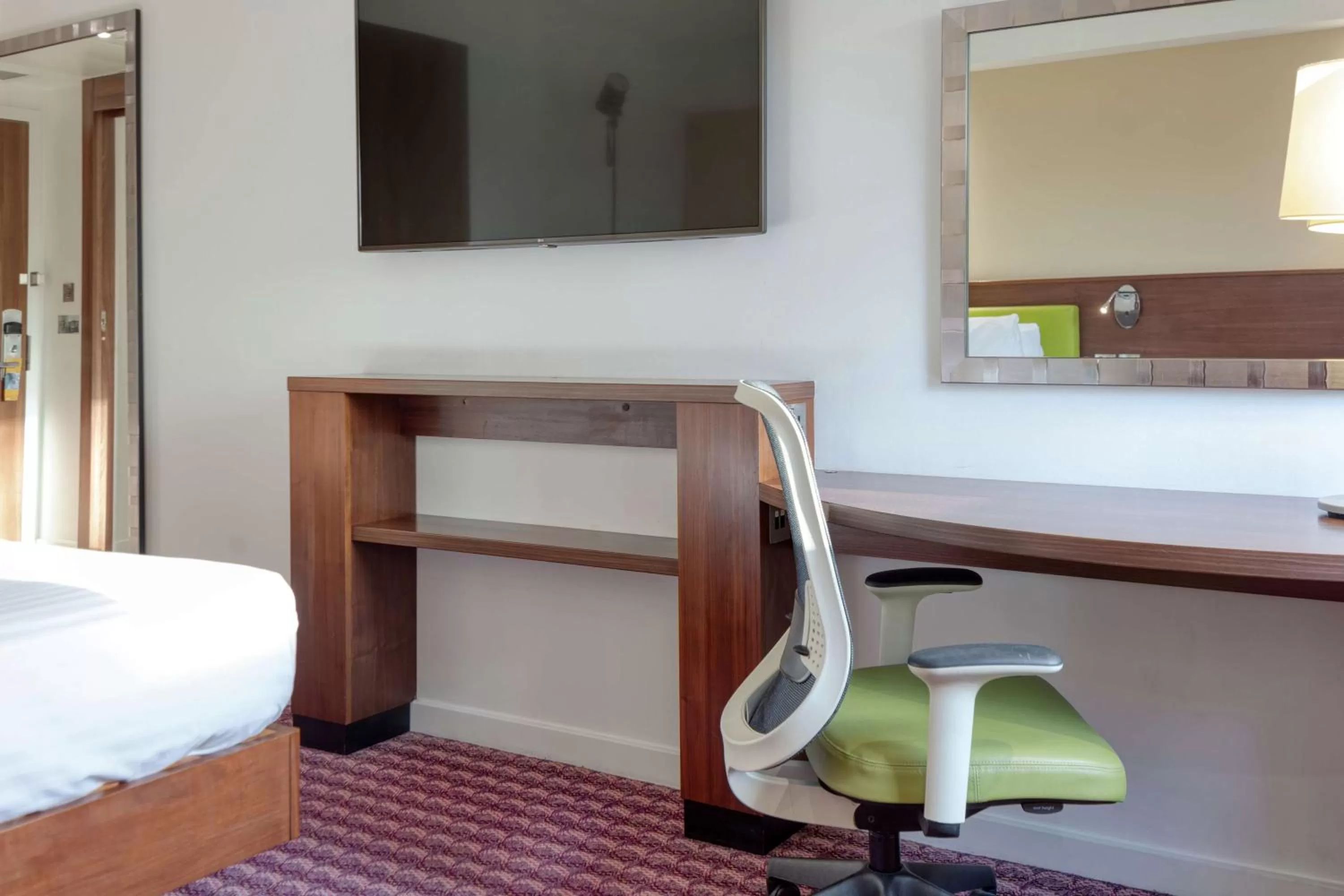 Bedroom, Bed in Hampton by Hilton Corby