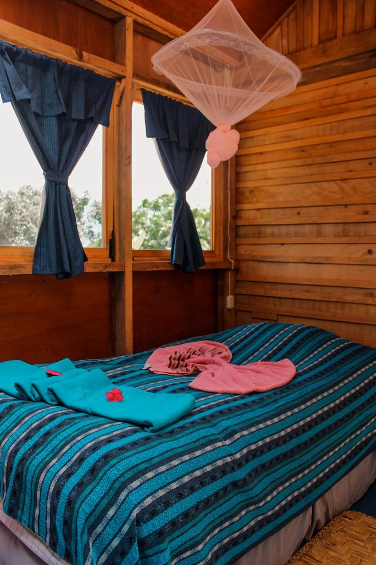 Bed in Eco-Hotel Mayachik