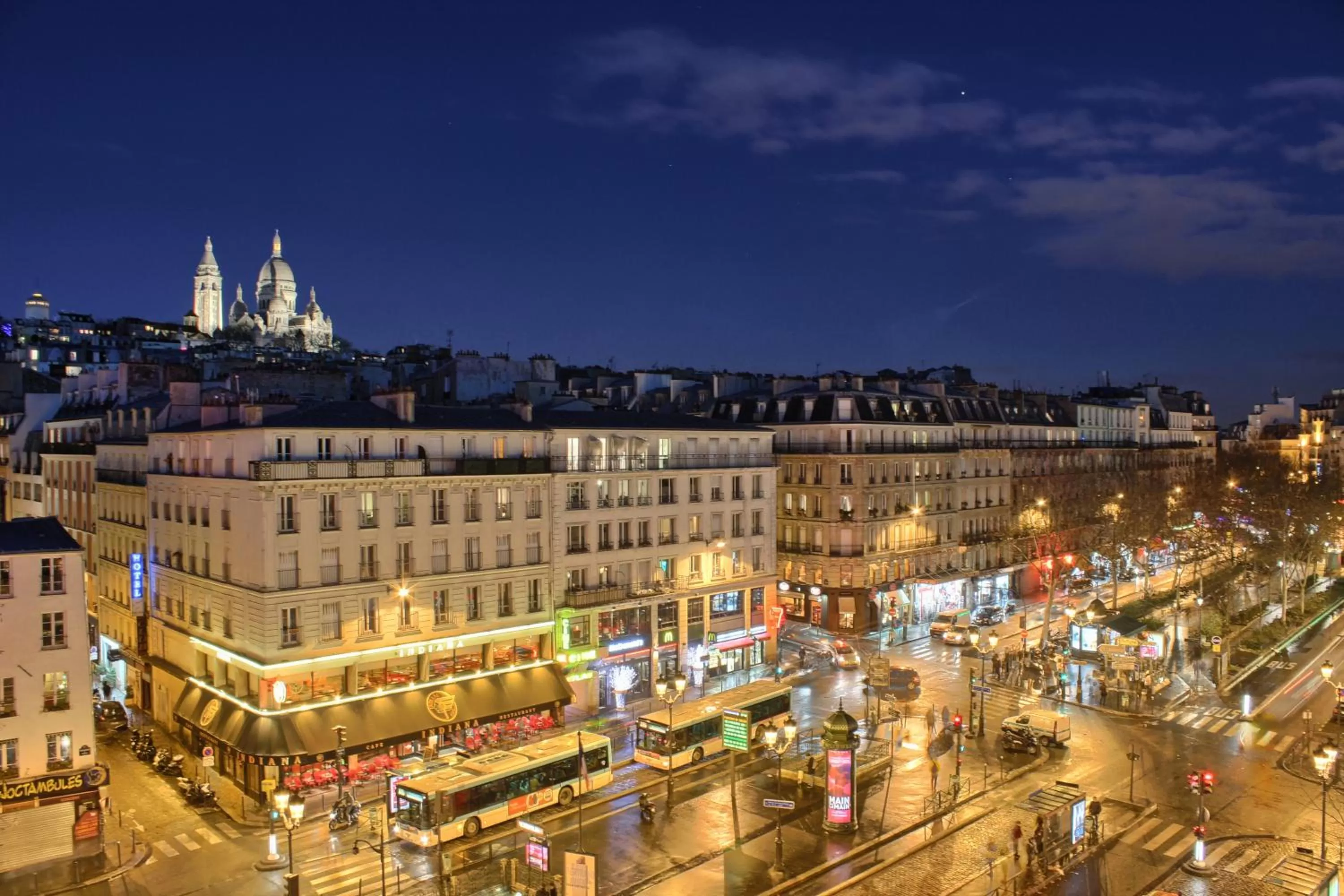 Facade/entrance in La Villa Royale