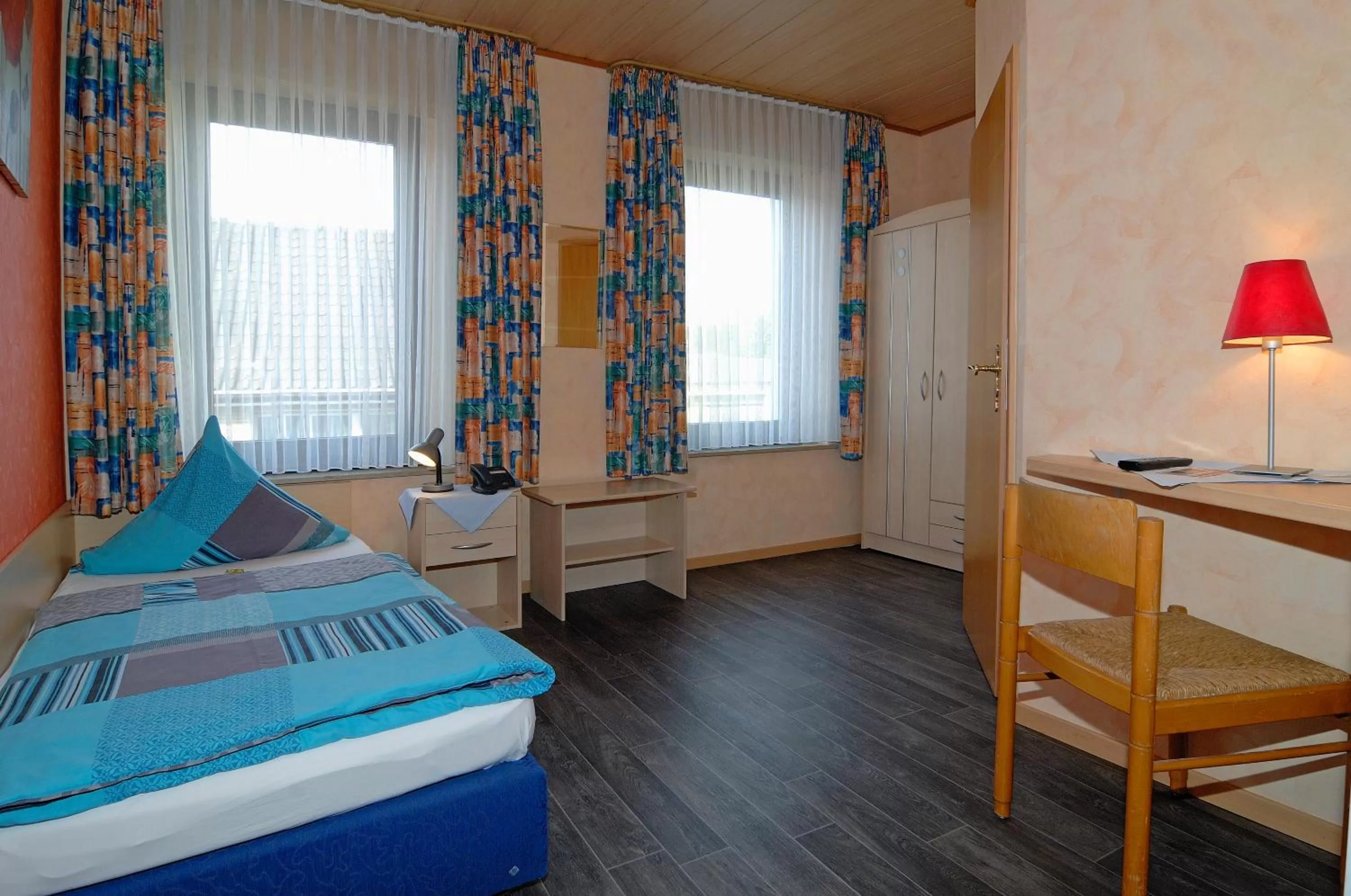 Bed in Gasthof zum Siegburger