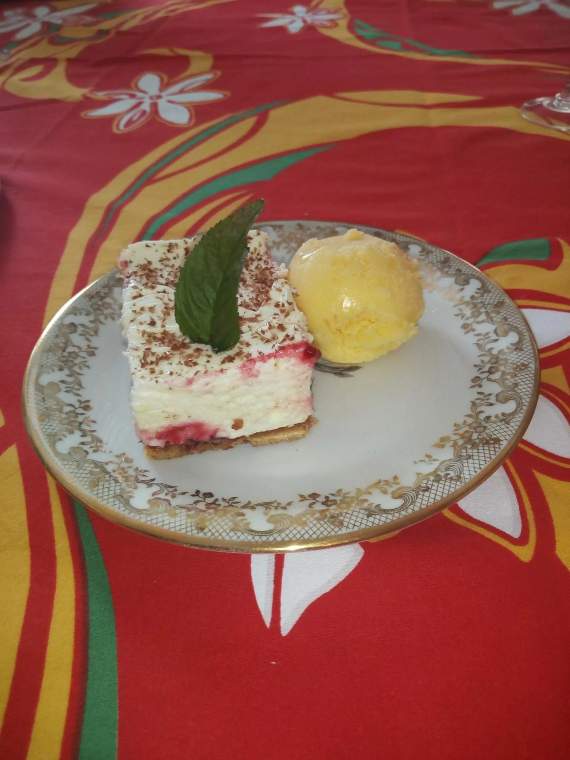 Meals, Food in LES DEUX RIVIERES - Chambres & Table d'Hôtes -