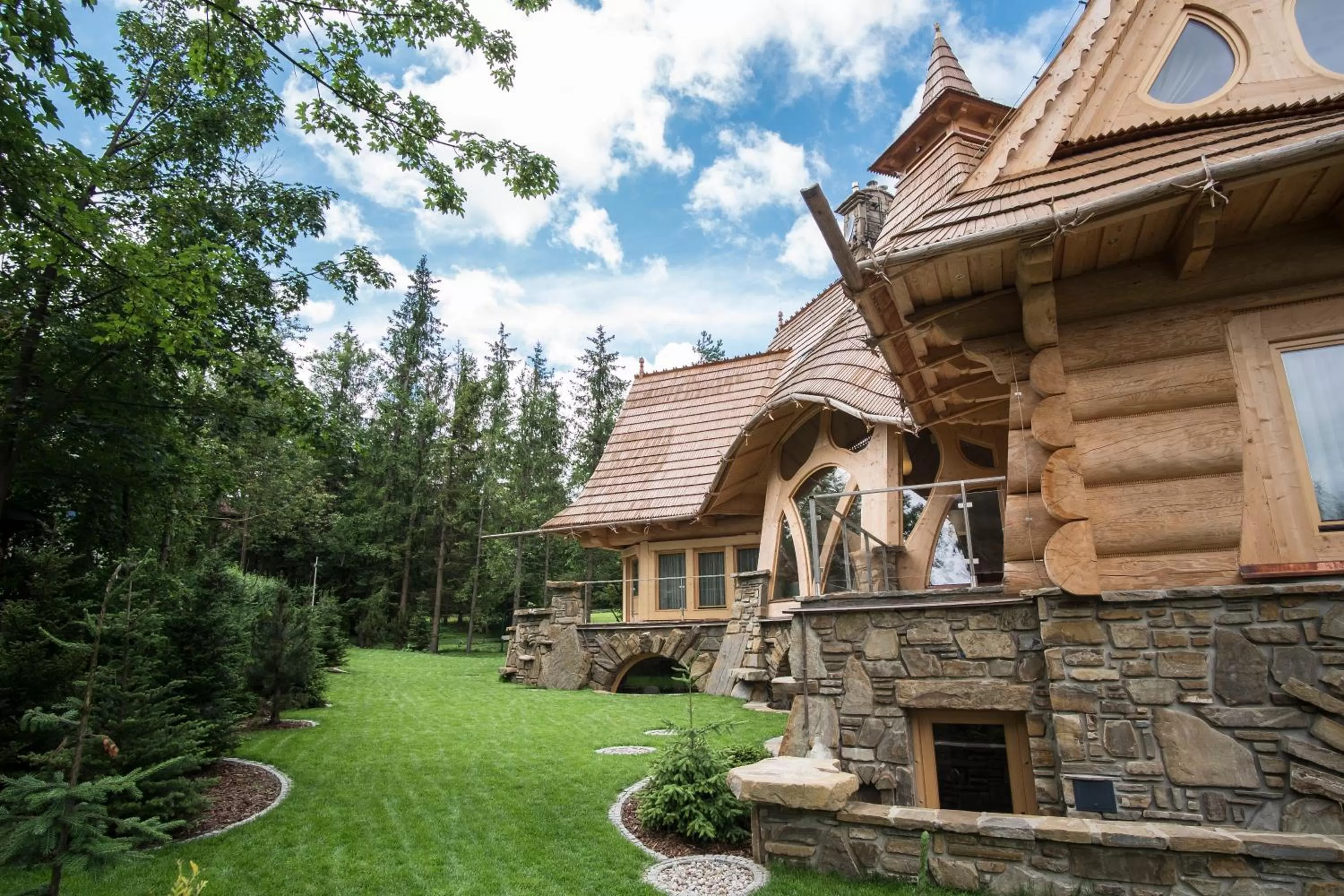 Facade/entrance in Villa Belweder