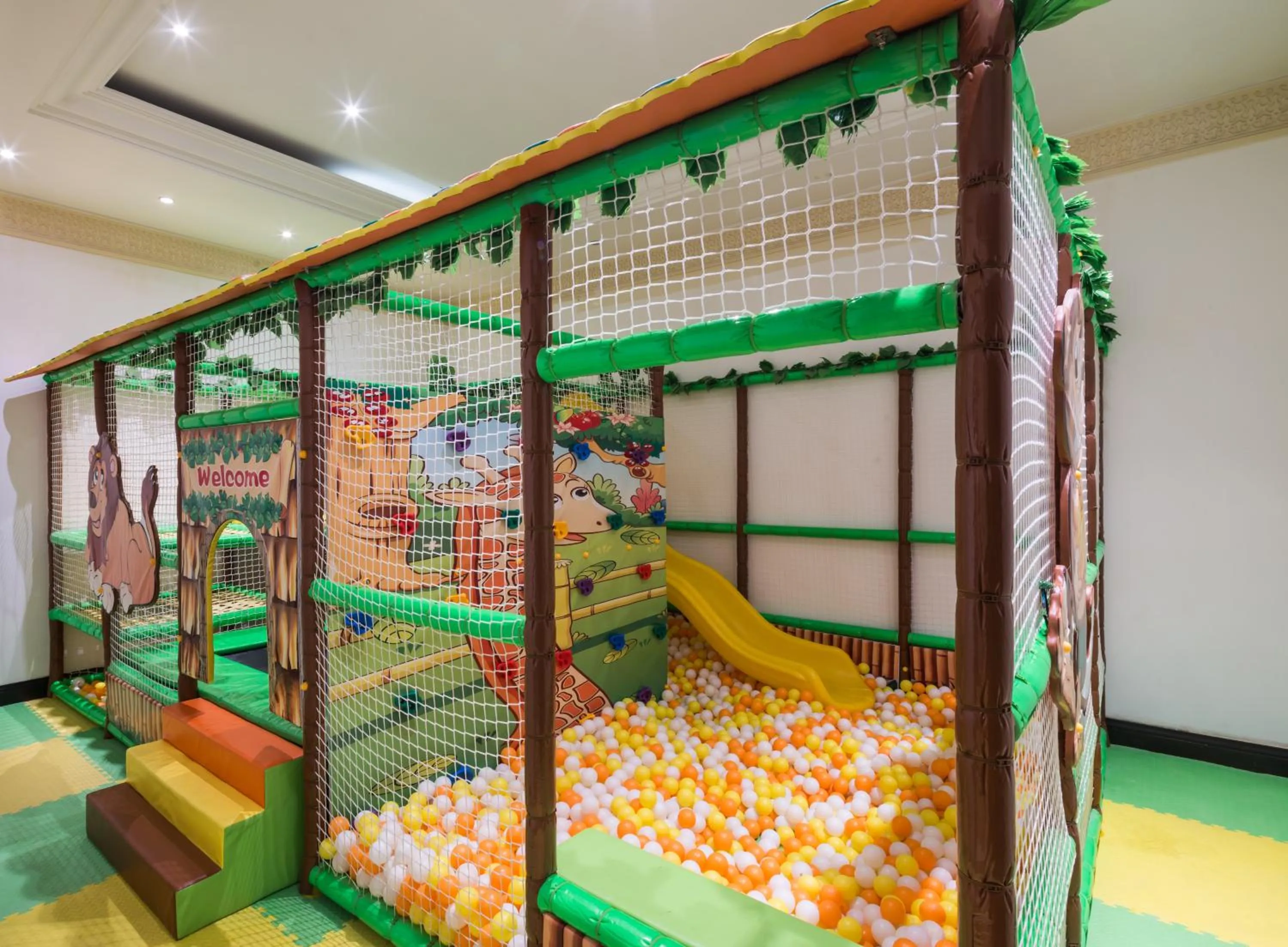 Kids's club, Bed in Al Mashreq Boutique Hotel - Small Luxury Hotels of the World