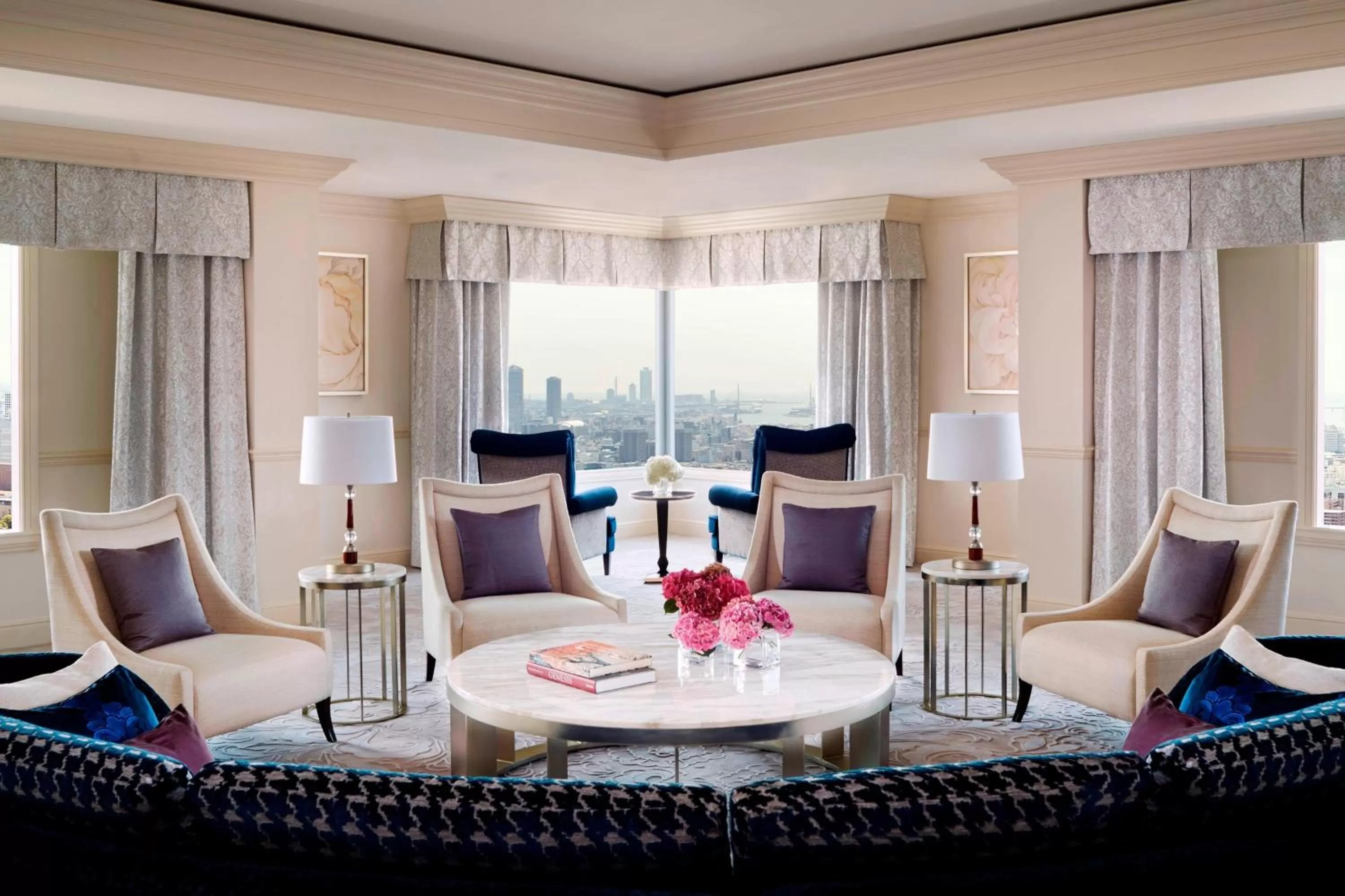 Living room in The Ritz-Carlton Osaka