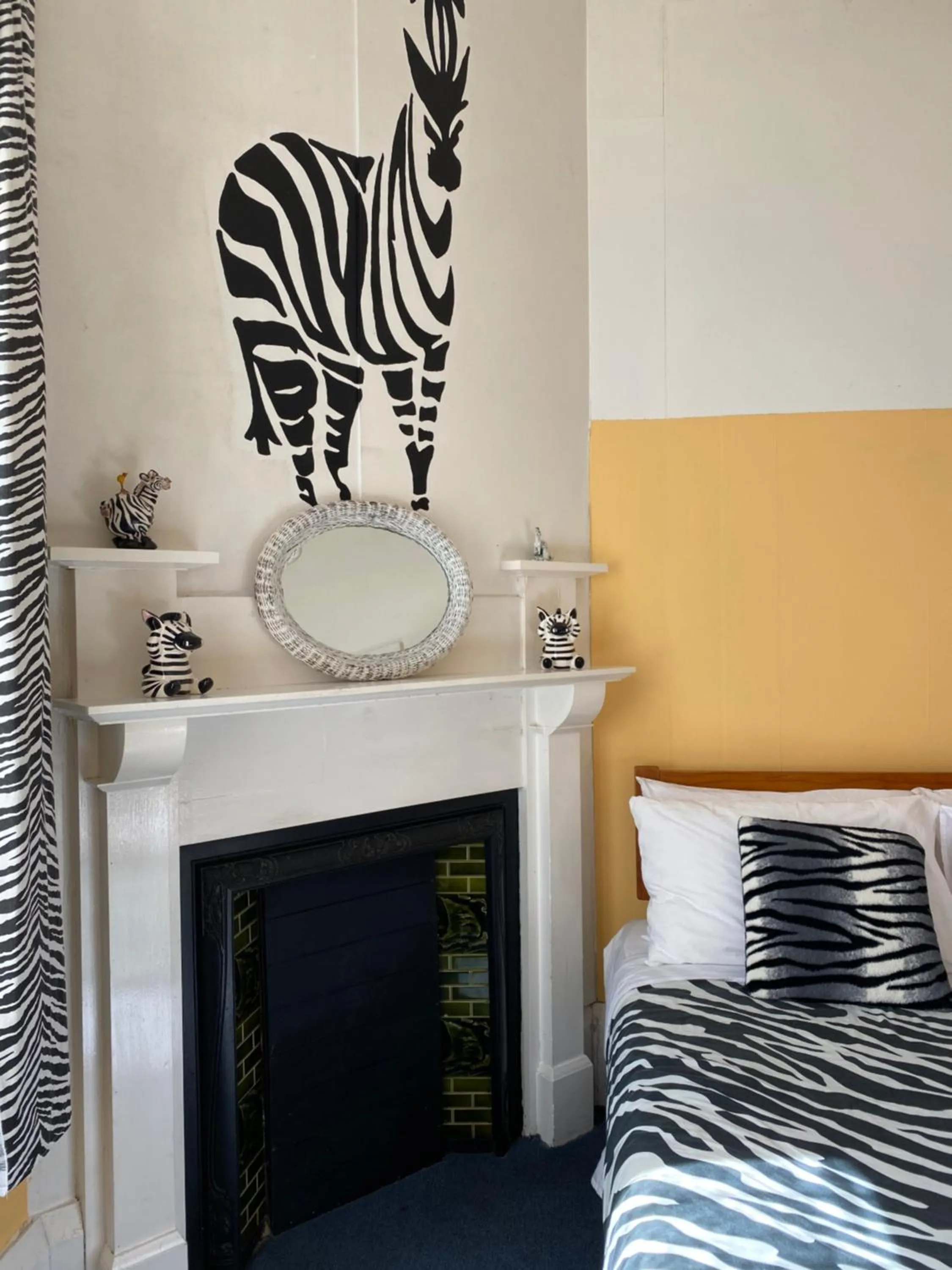 Double Room with Shared Bathroom in Noah's Ark Flashpacker