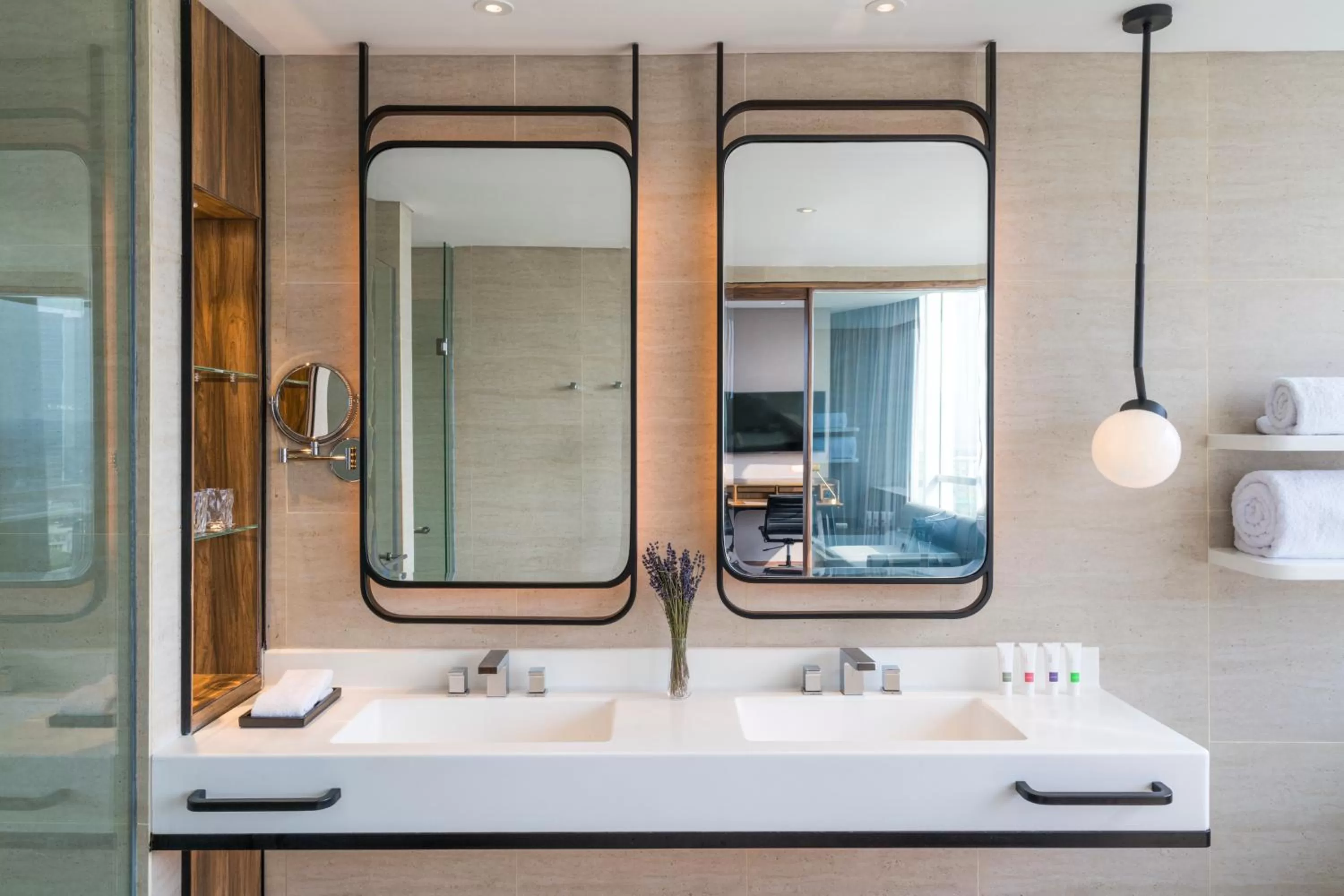 Bathroom in Swissôtel Jakarta PIK Avenue