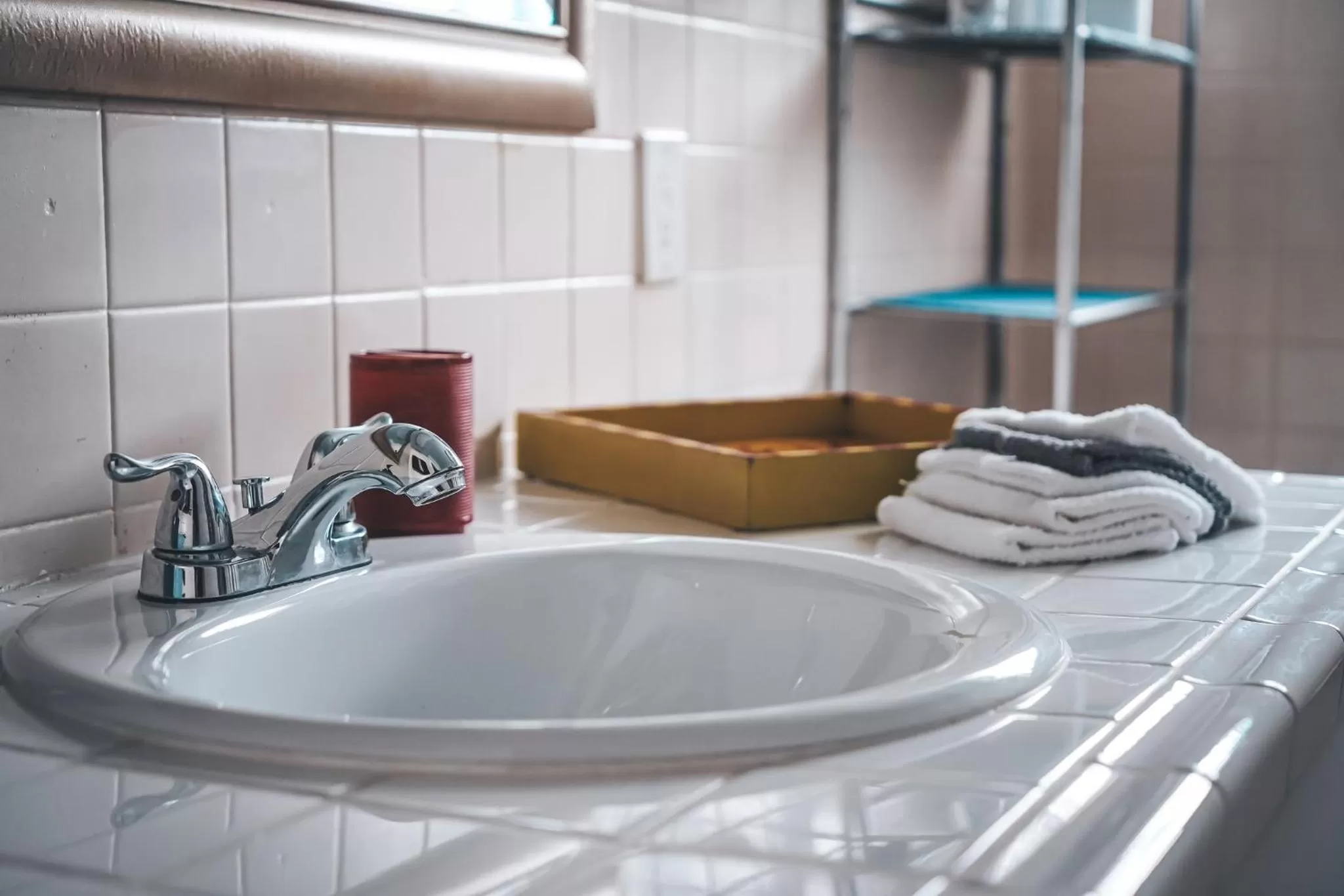 Bathroom in Hollywood Light Haven Lodge