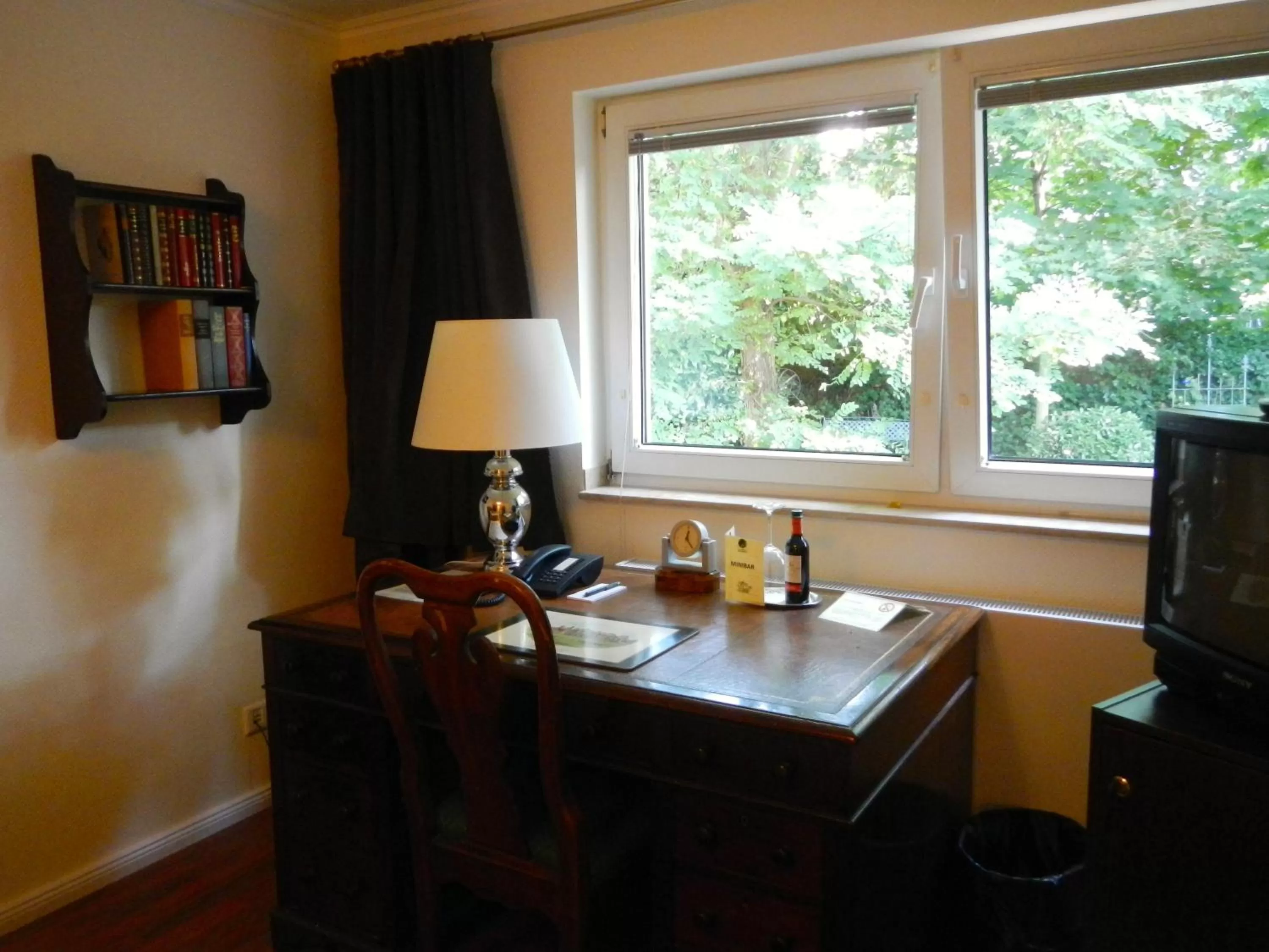 Photo of the whole room in Hotel Villa Meererbusch