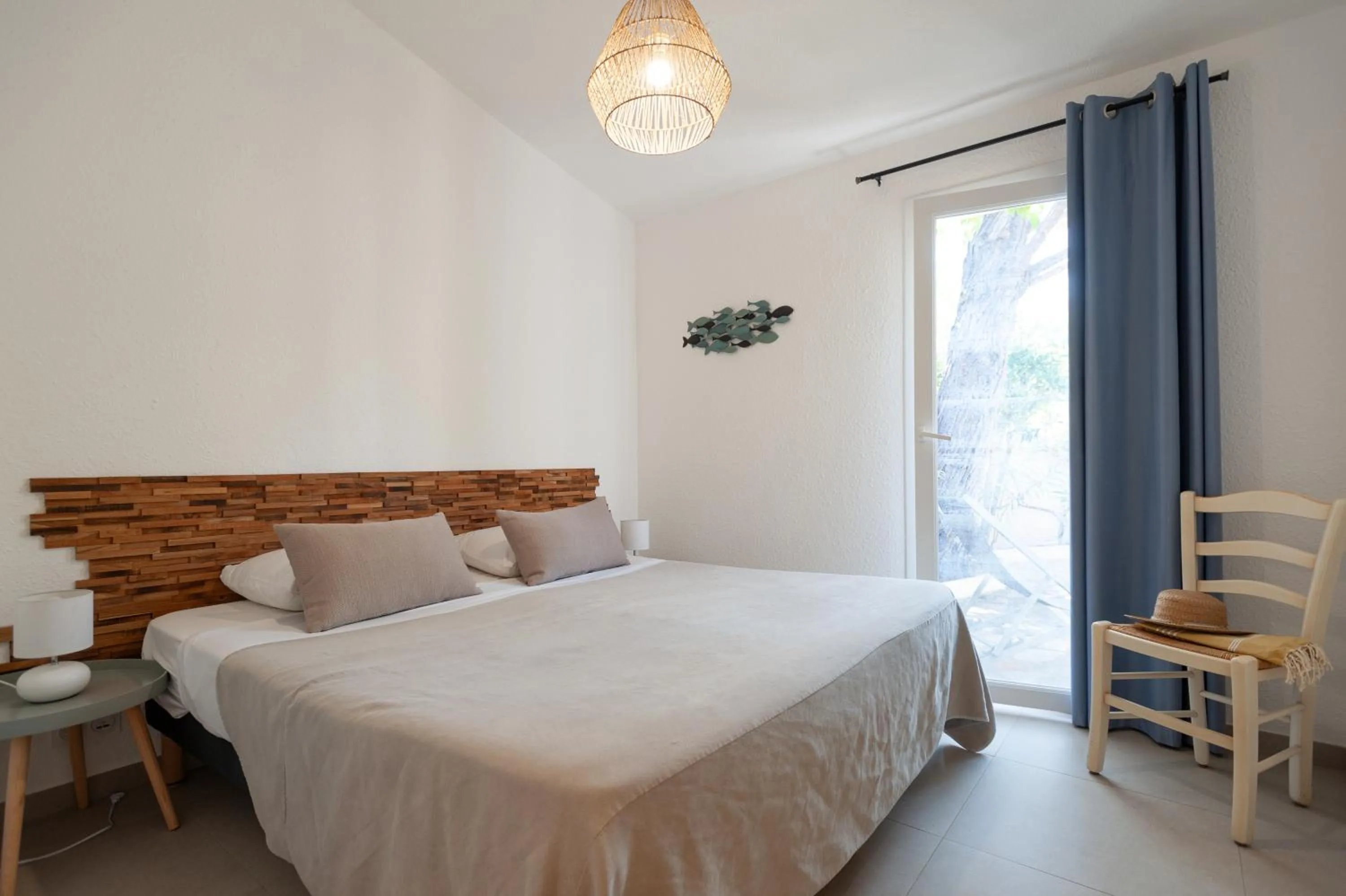 Bed in Résidence Marina Di Santa Giulia