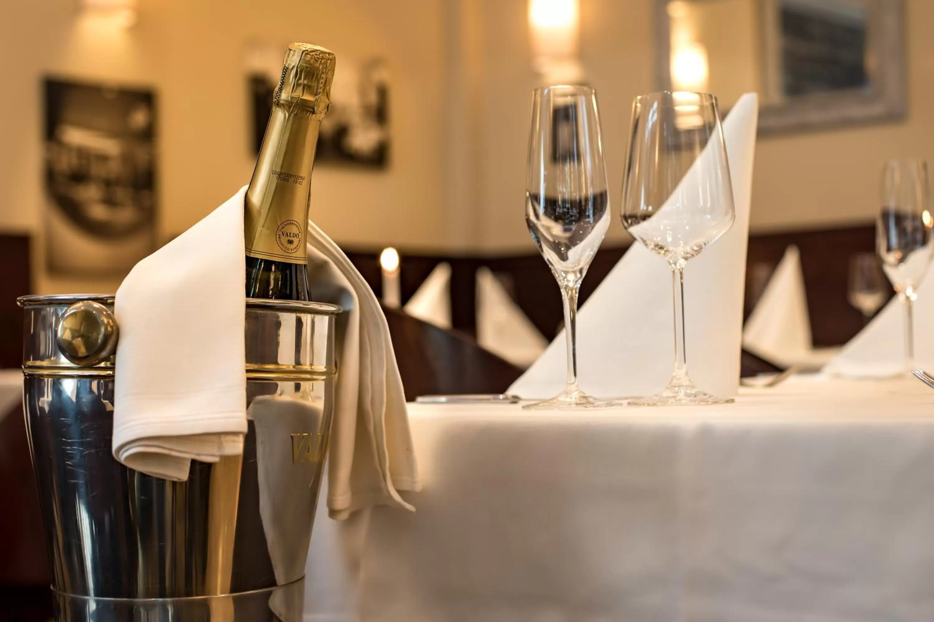 Restaurant/places to eat in Downtown Vi Vadi Hotel