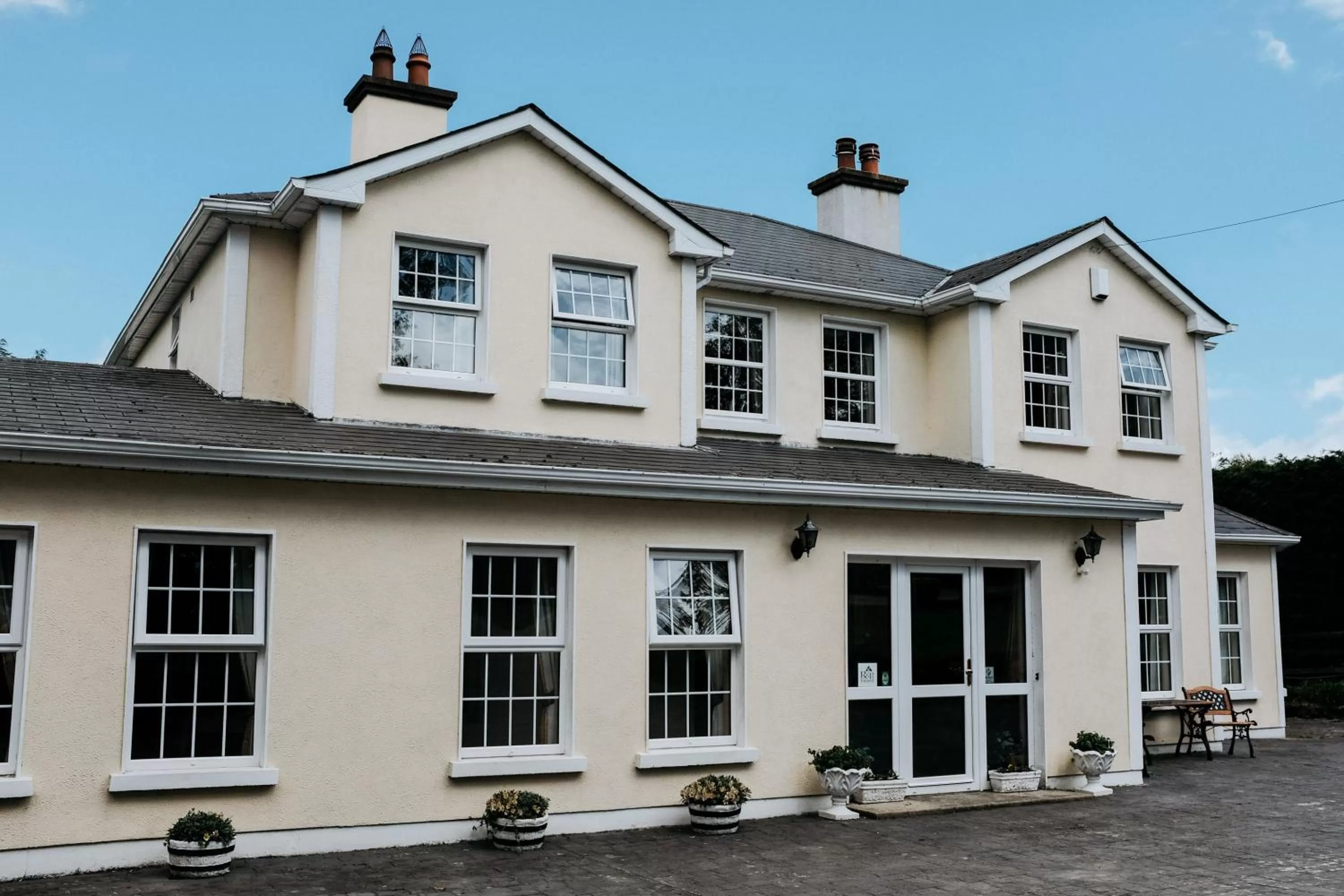 Property Building in Glenhill B&B