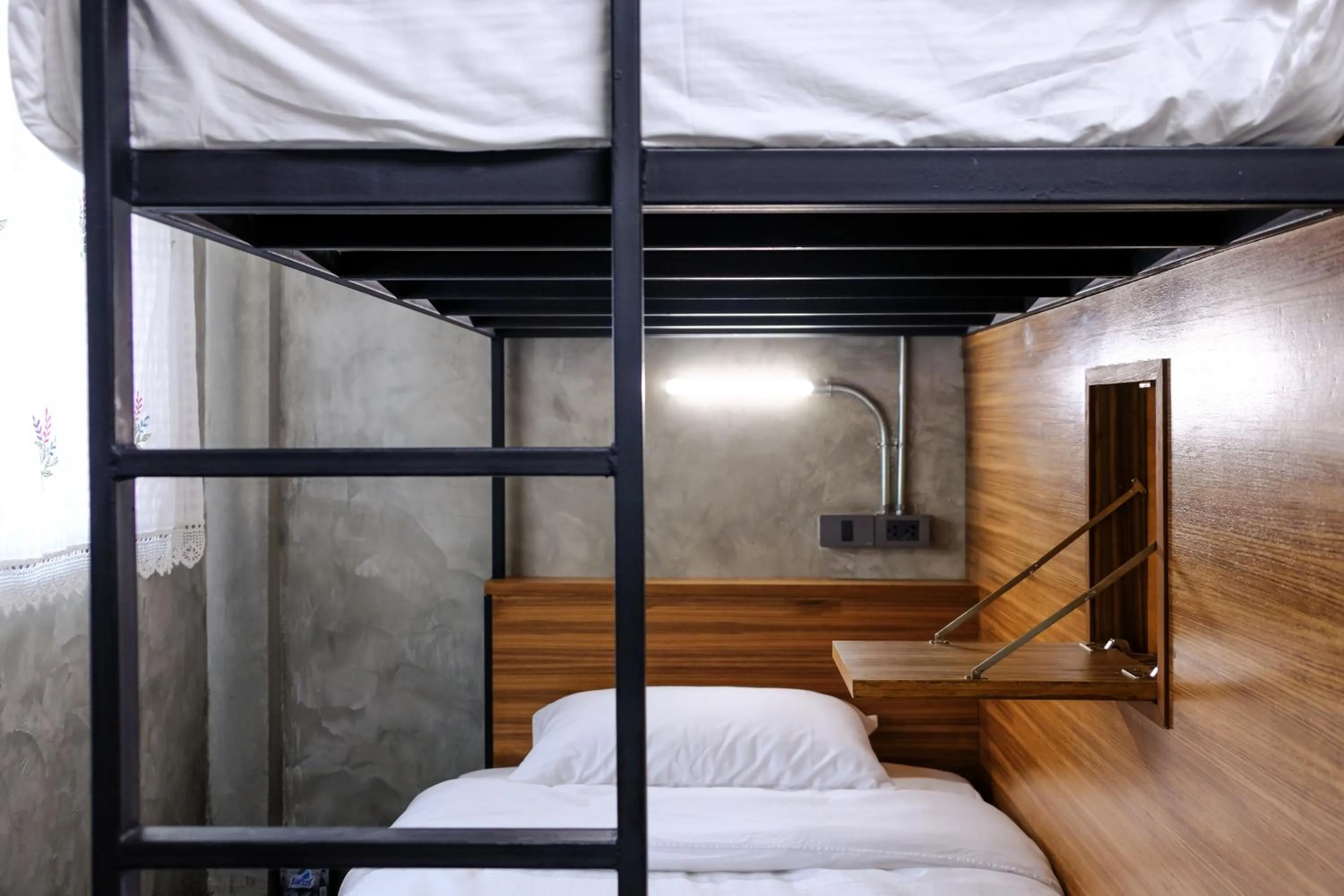 bunk bed, Bed in Baan Lung Poshtel