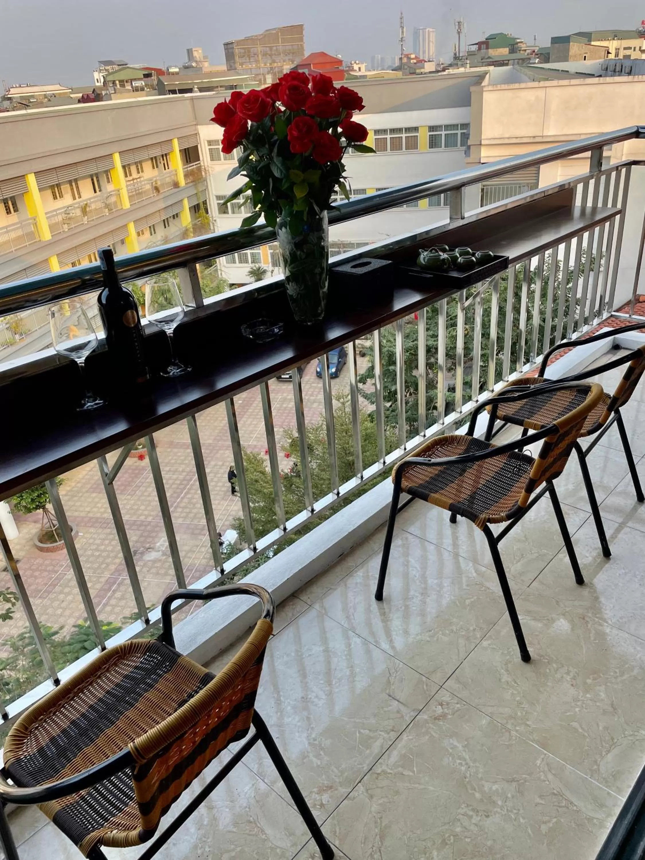 Balcony/Terrace in The Royal Hotel Near West Lake