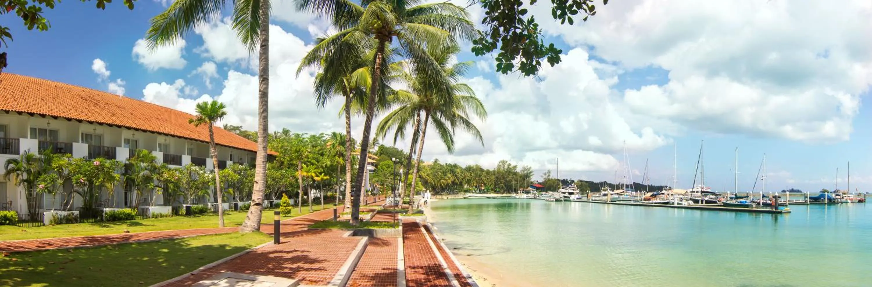 Beach in Nongsa Point Marina