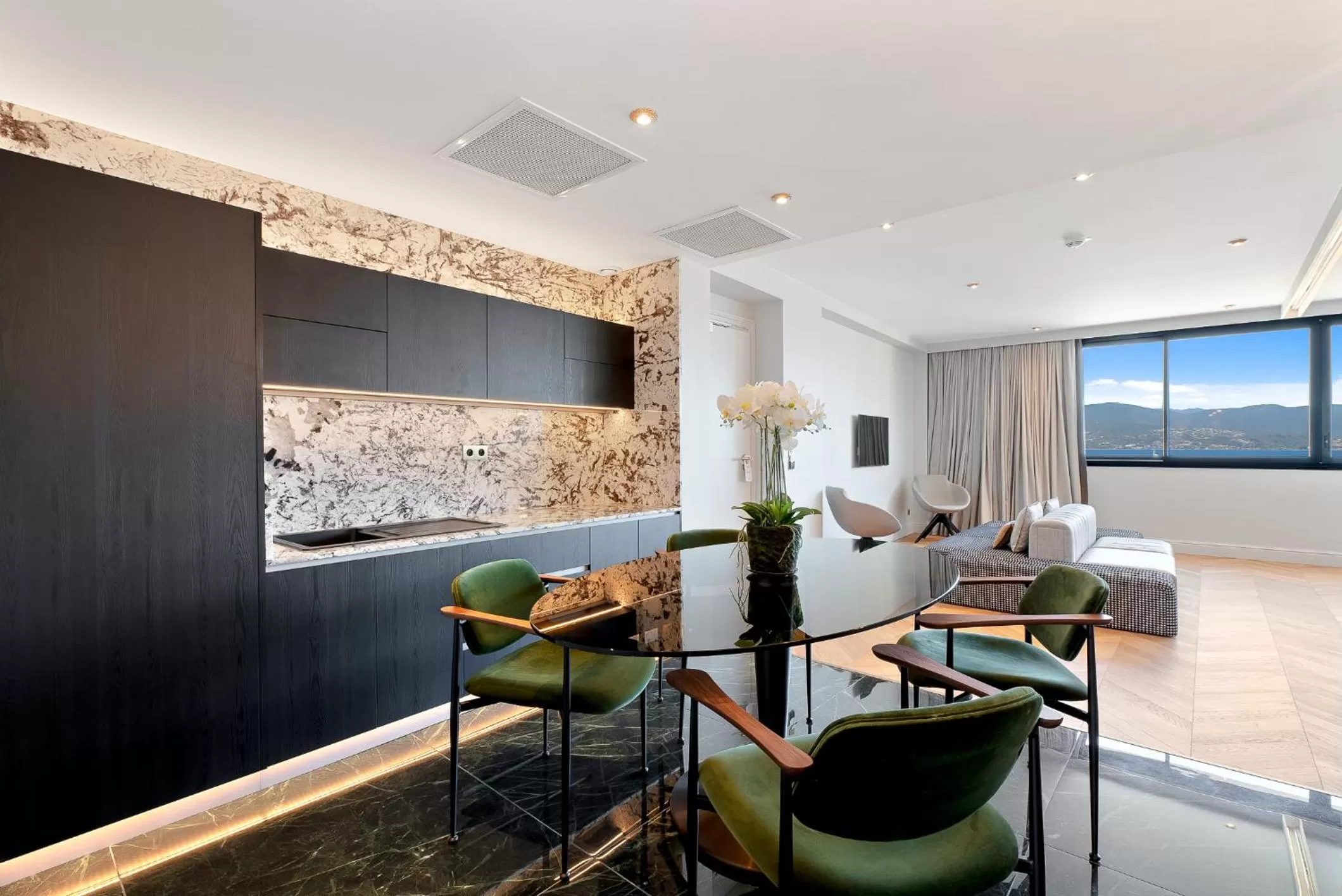 Dining area in Hotel San Carlu Citadelle Ajaccio