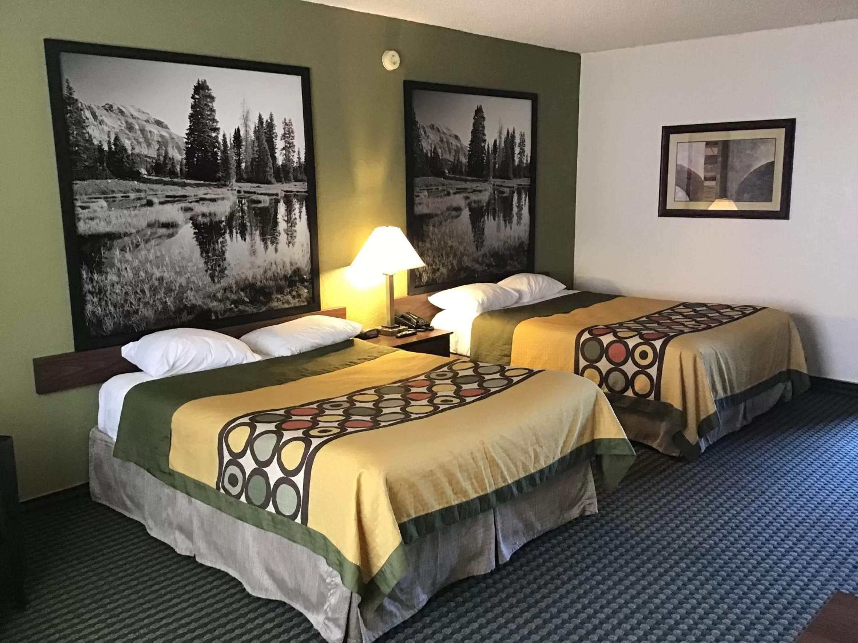 Bed in Super 8 by Wyndham Wendover