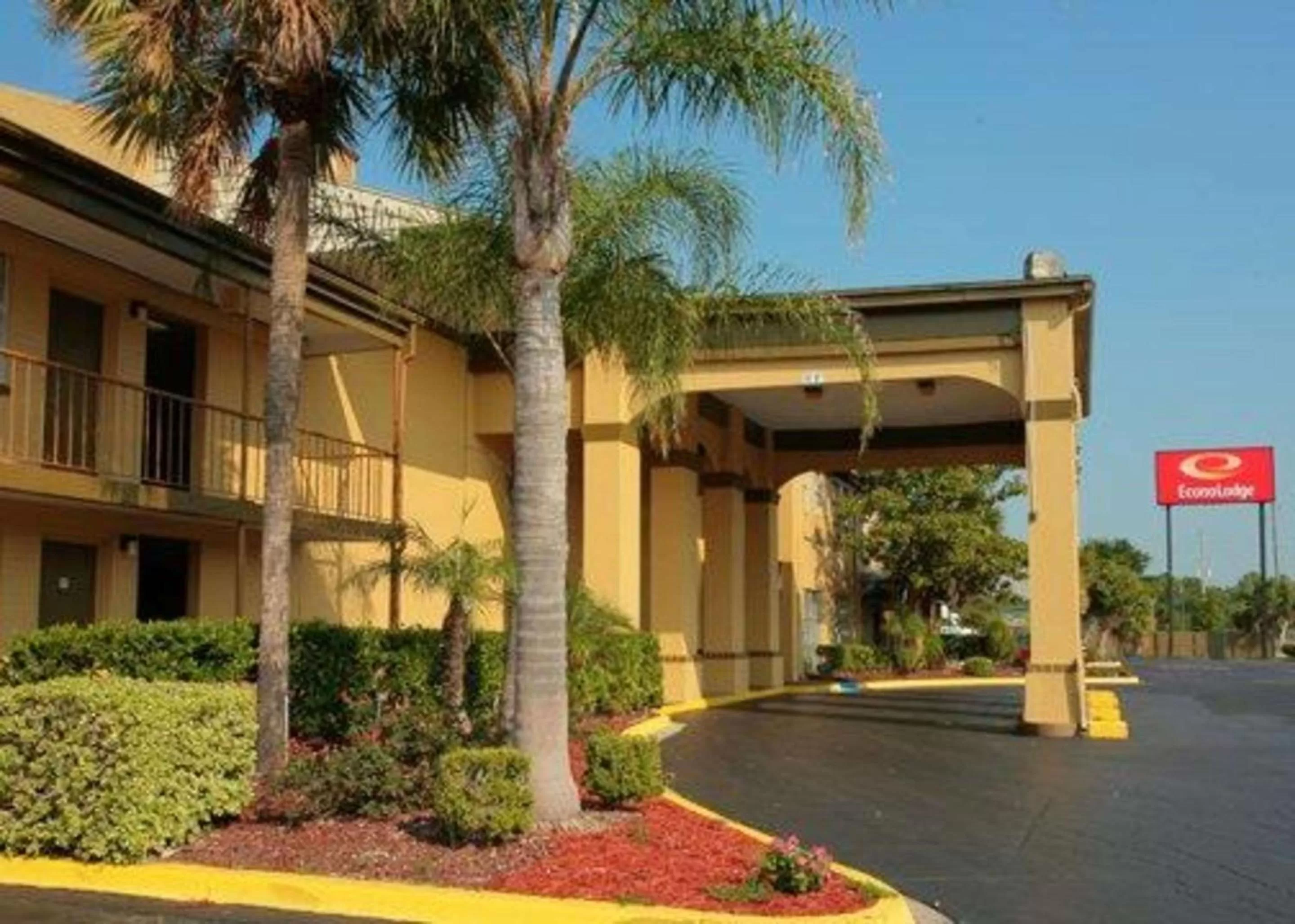 Property building in Econo Lodge Jacksonville South