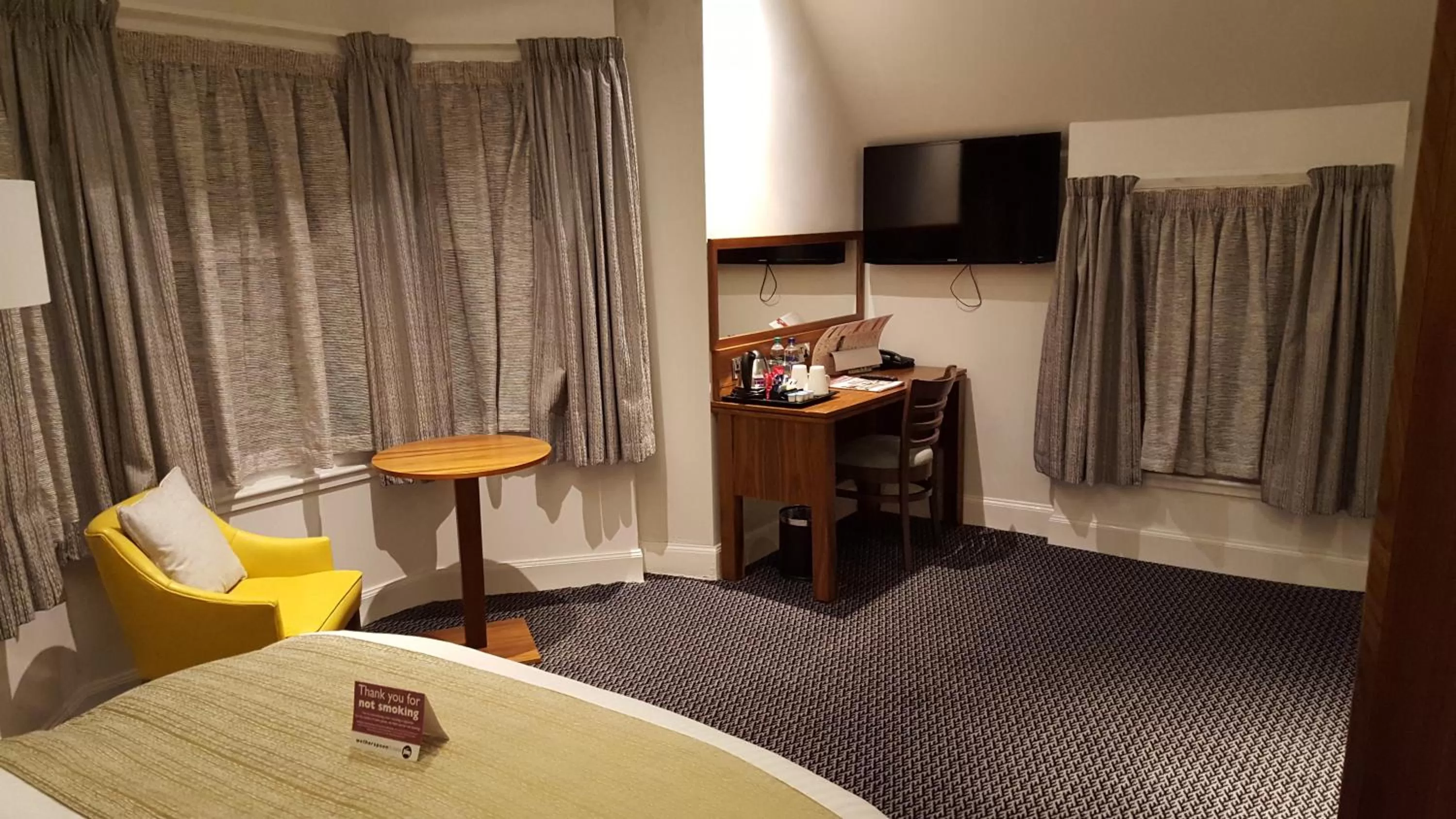 Shower, Bed in The Cross Keys