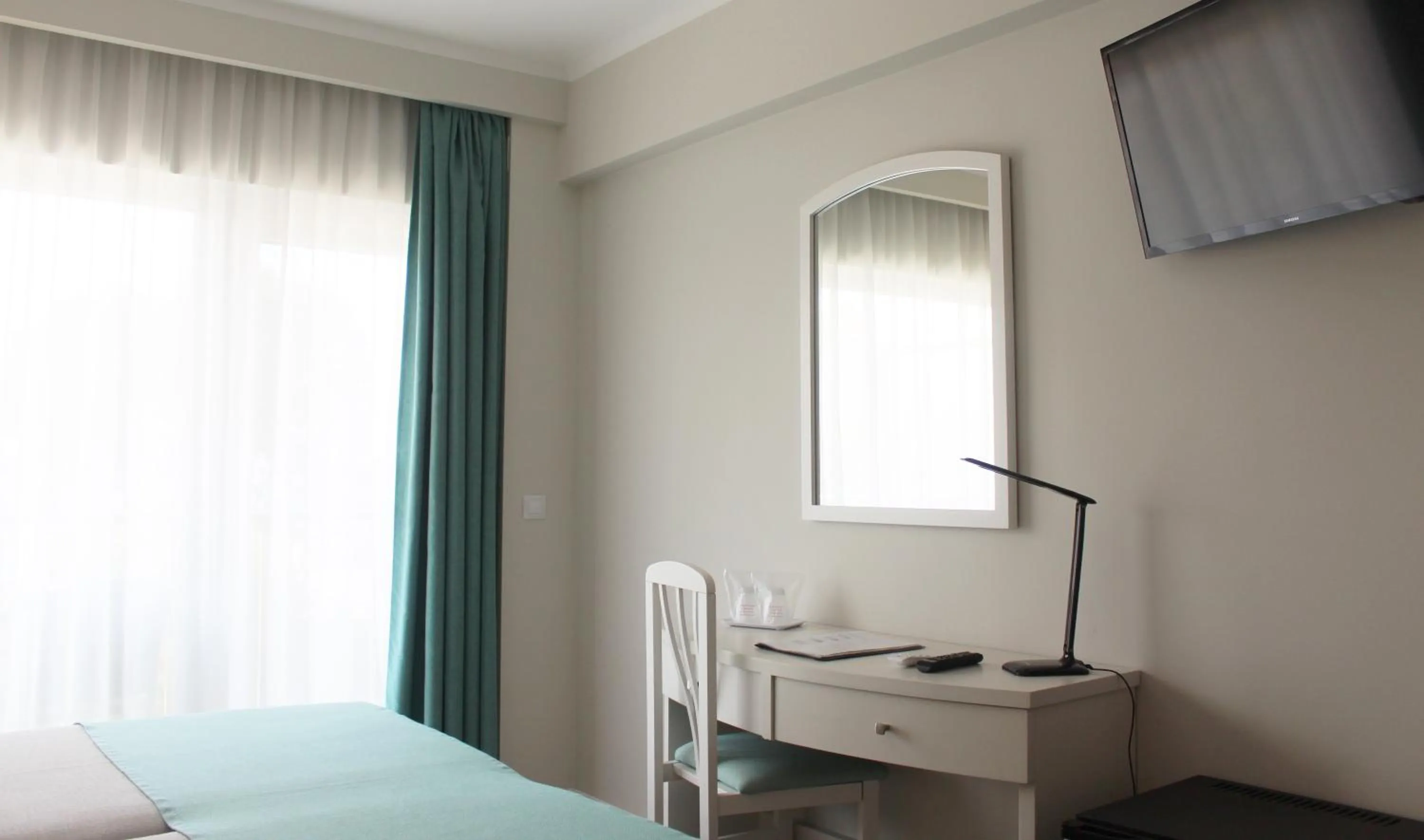 Bedroom, Bed in Hotel Creta Paguera