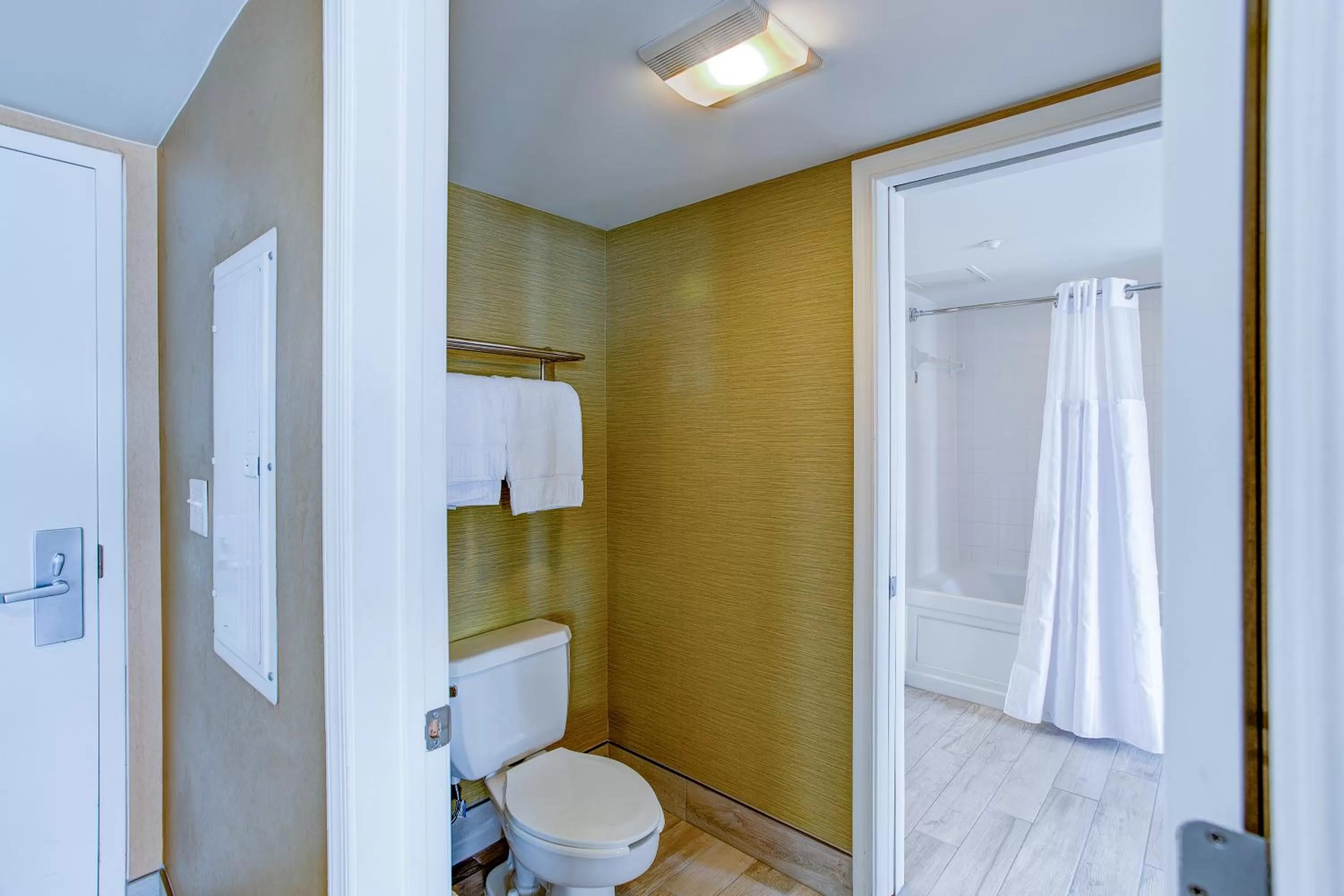 Toilet in Boardwalk Resort and Villas